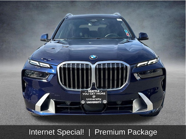 2023 BMW X7