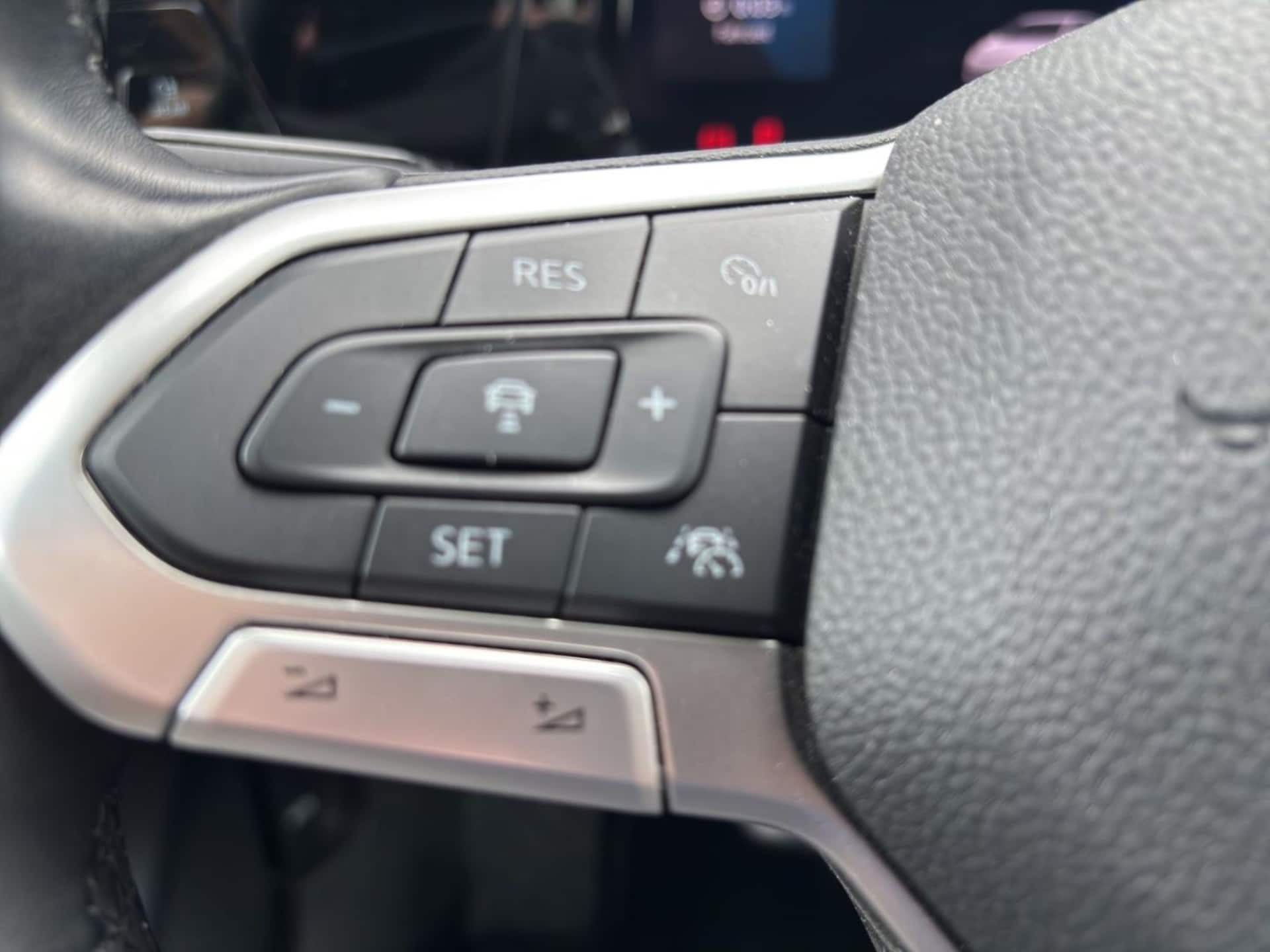 Volkswagen Golf Style