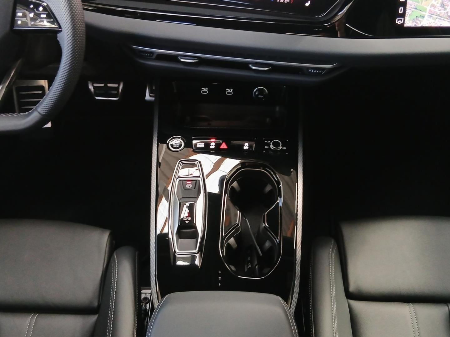 Bild über Audi A5 Avant TFSI quattro S tronic - für weitere Informationen kontaktieren Sie den Audi Partner
