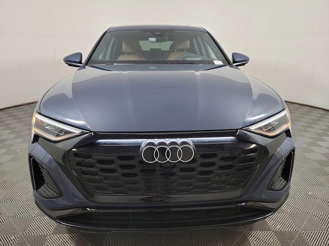 2024 Audi Q8 Sportback e-tron