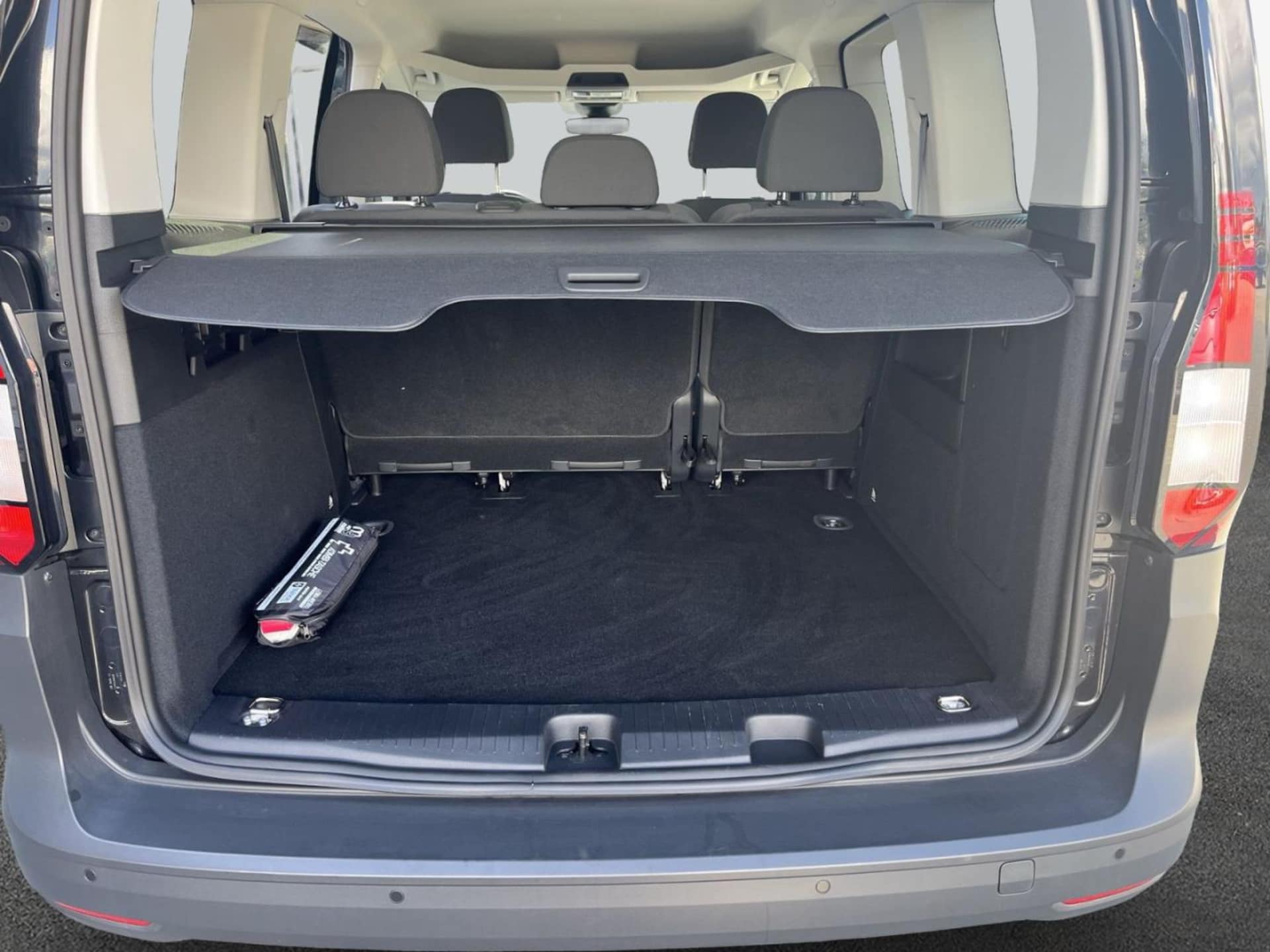 Volkswagen Caddy Basis-Modell