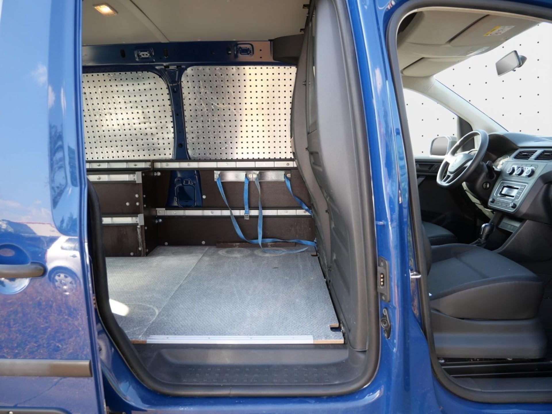 Volkswagen Caddy Maxi Kasten Basis-Modell