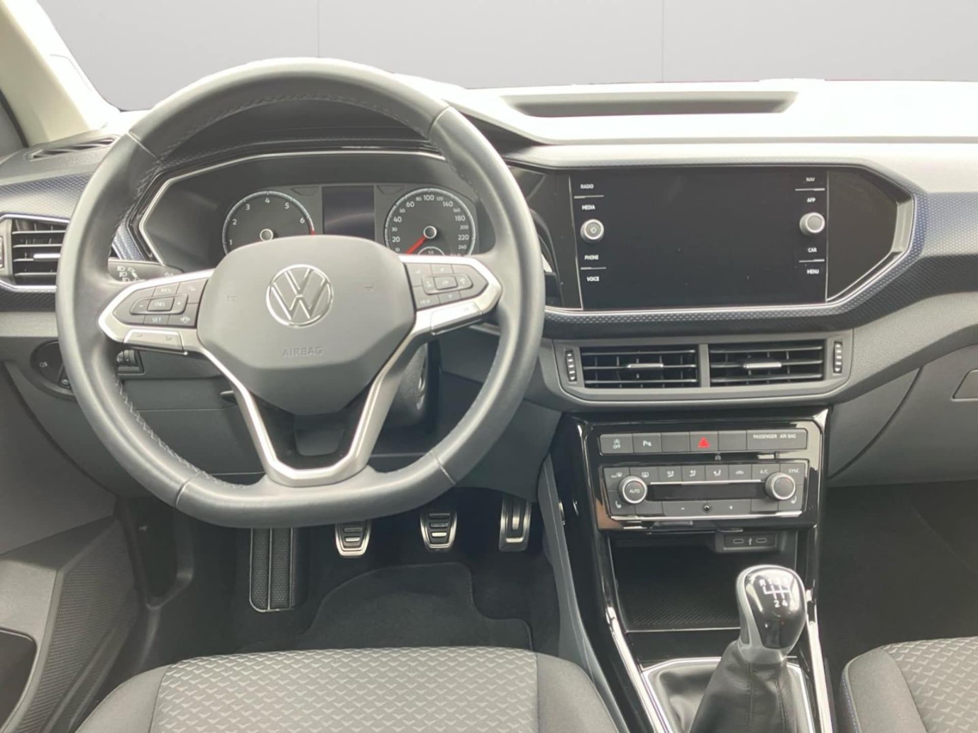 Volkswagen T-Cross United