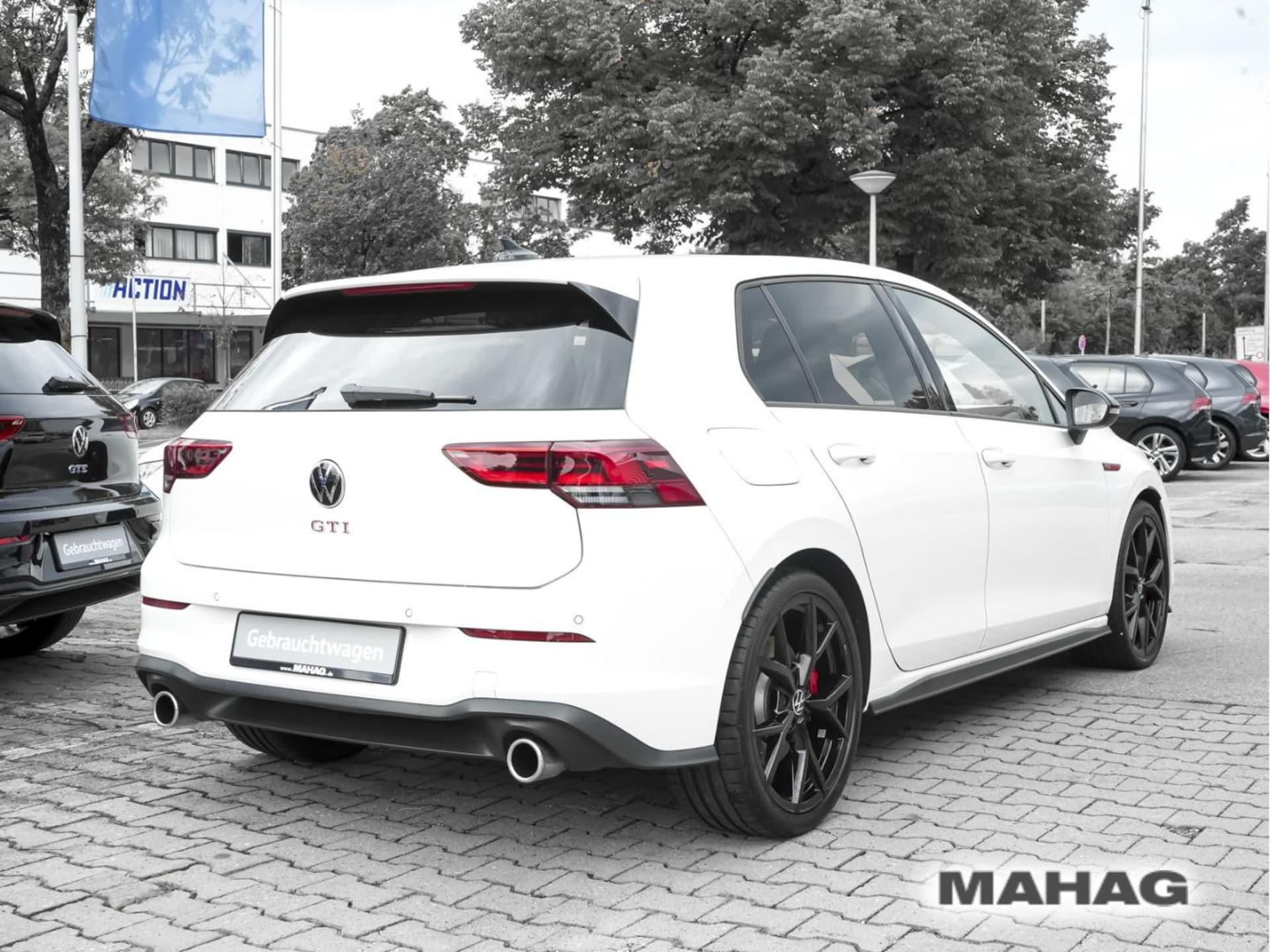 Volkswagen Golf GTI