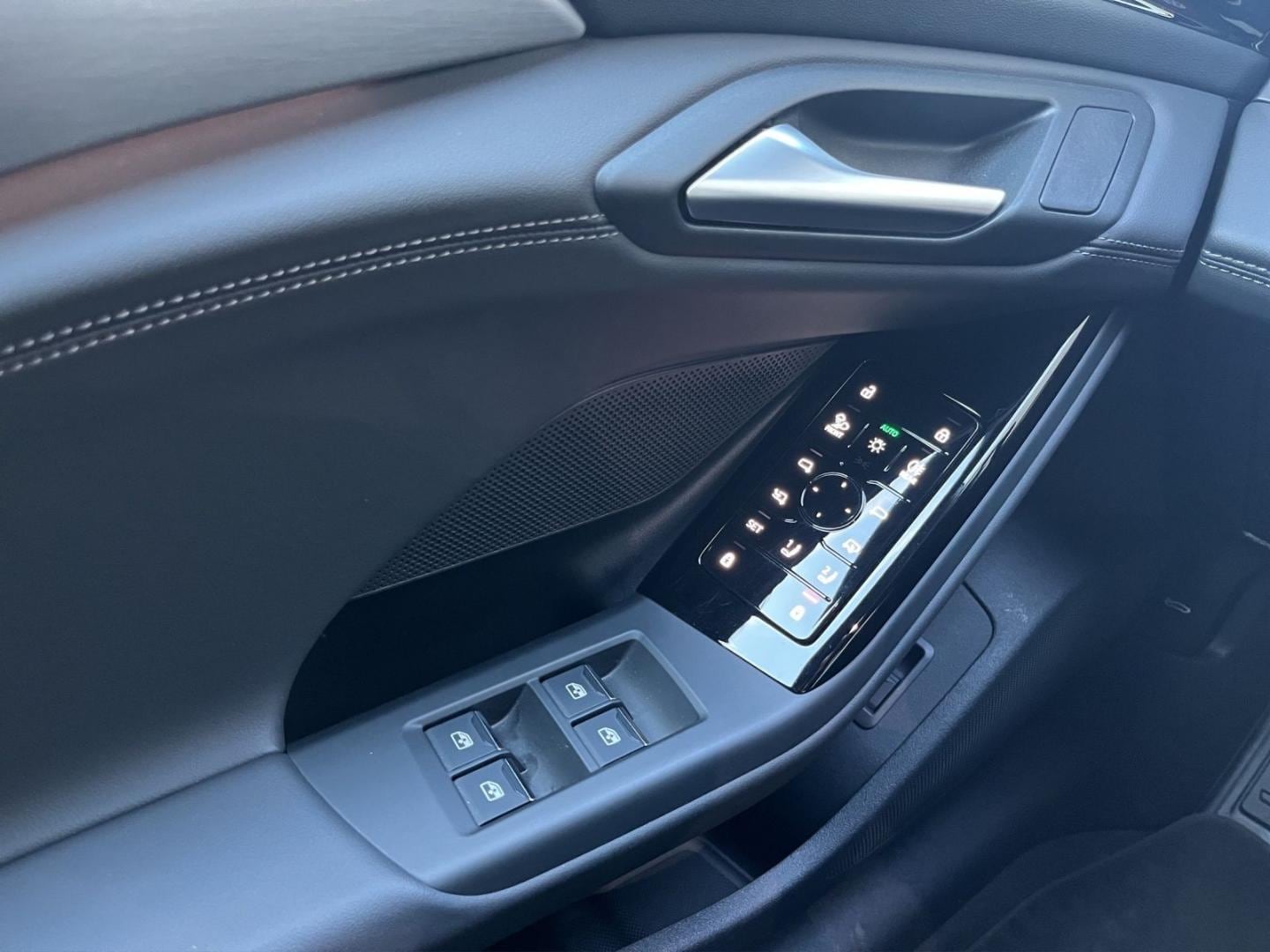 Bild über Audi A6 Sportback e-tron e-tron performance - für weitere Informationen kontaktieren Sie den Audi Partner