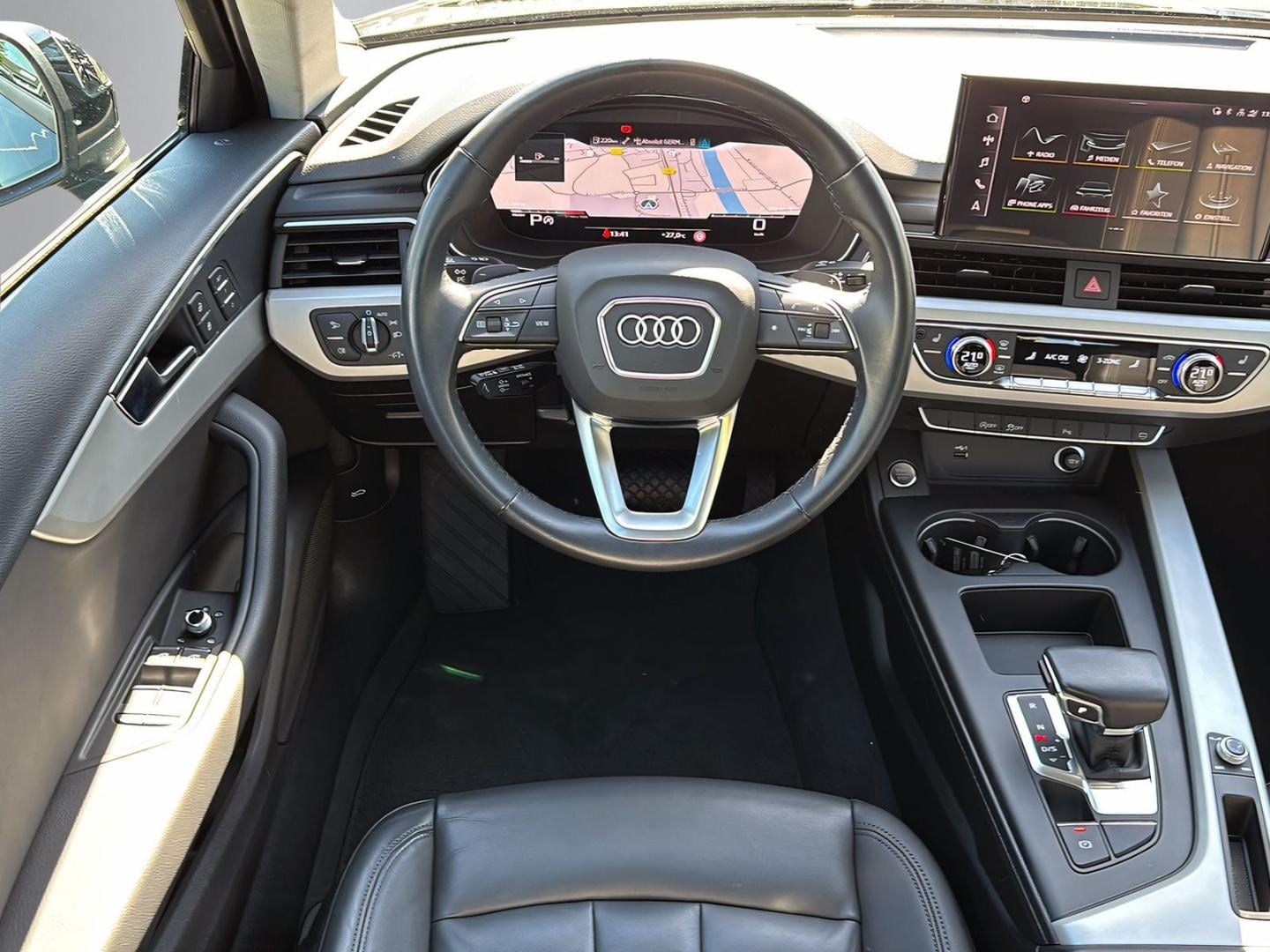 Bild über Audi A4 Avant advanced 35 TFSI S tronic - für weitere Informationen kontaktieren Sie den Audi Partner