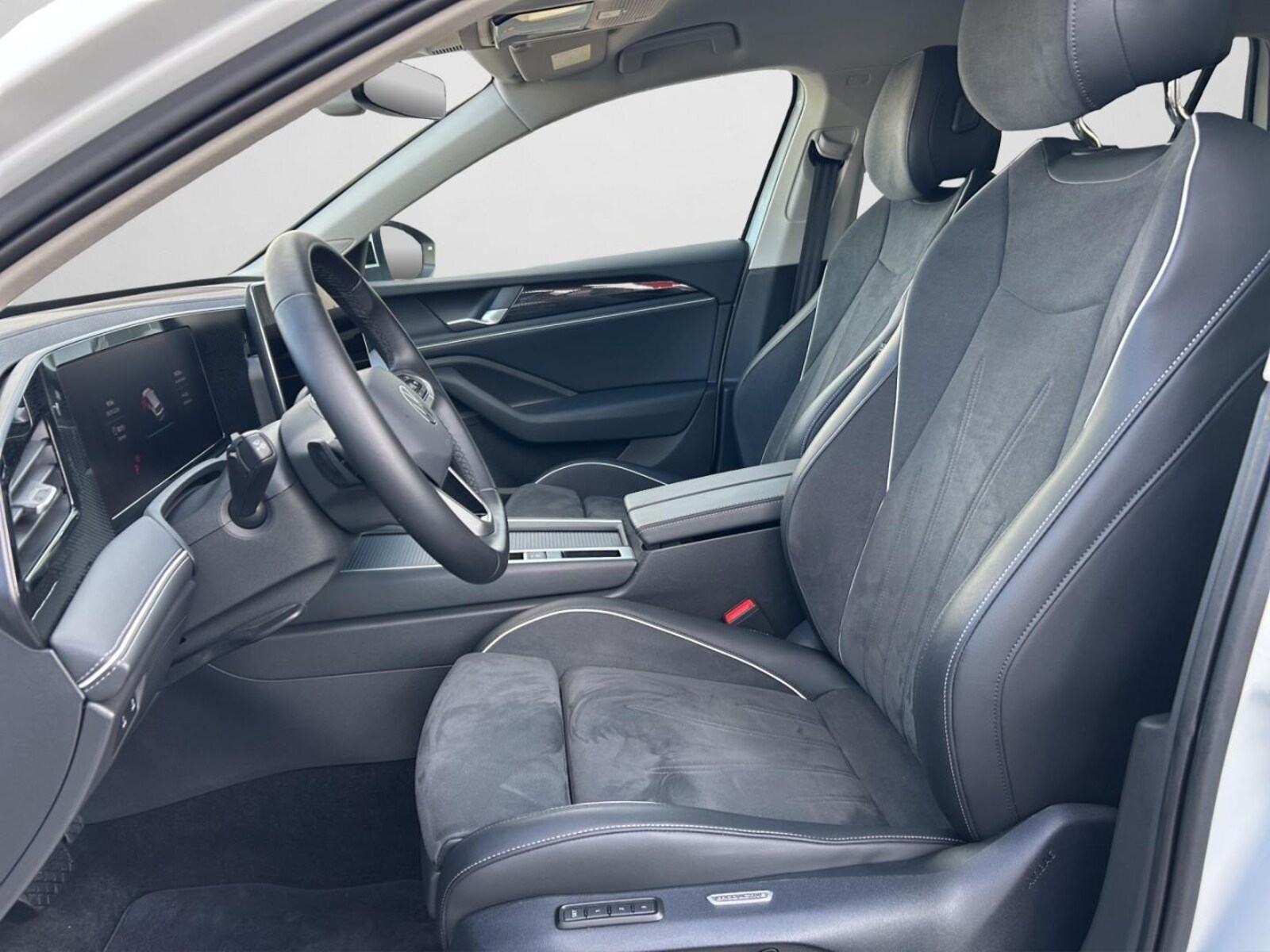 Volkswagen Passat – Bild 12