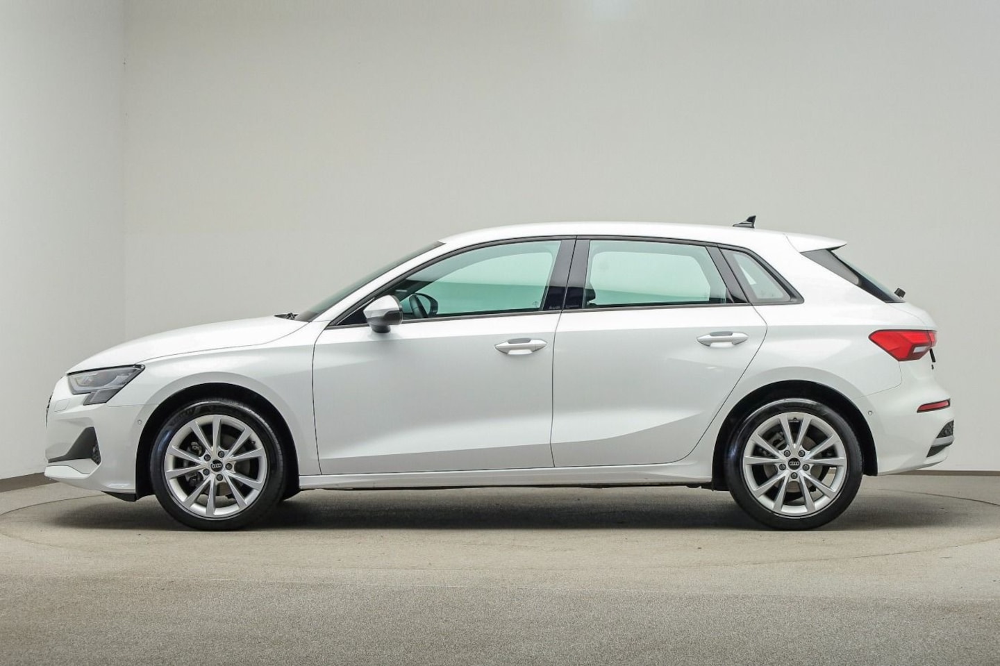 Bild über Audi A3 Sportback advanced 30 TFSI S tronic - für weitere Informationen kontaktieren Sie den Audi Partner