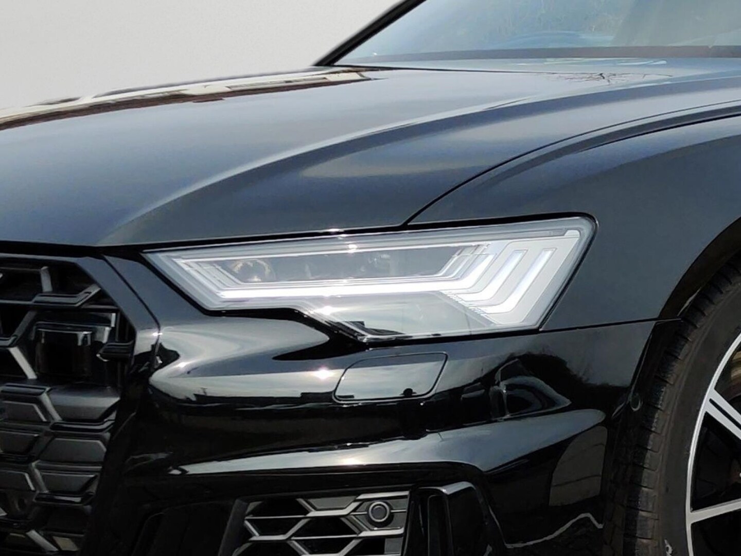 Image about Audi S6 Avant TDI quattro tiptronic
