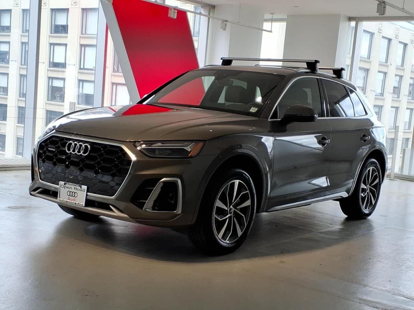 2023 Audi Q5 45 Premium Plus's photo