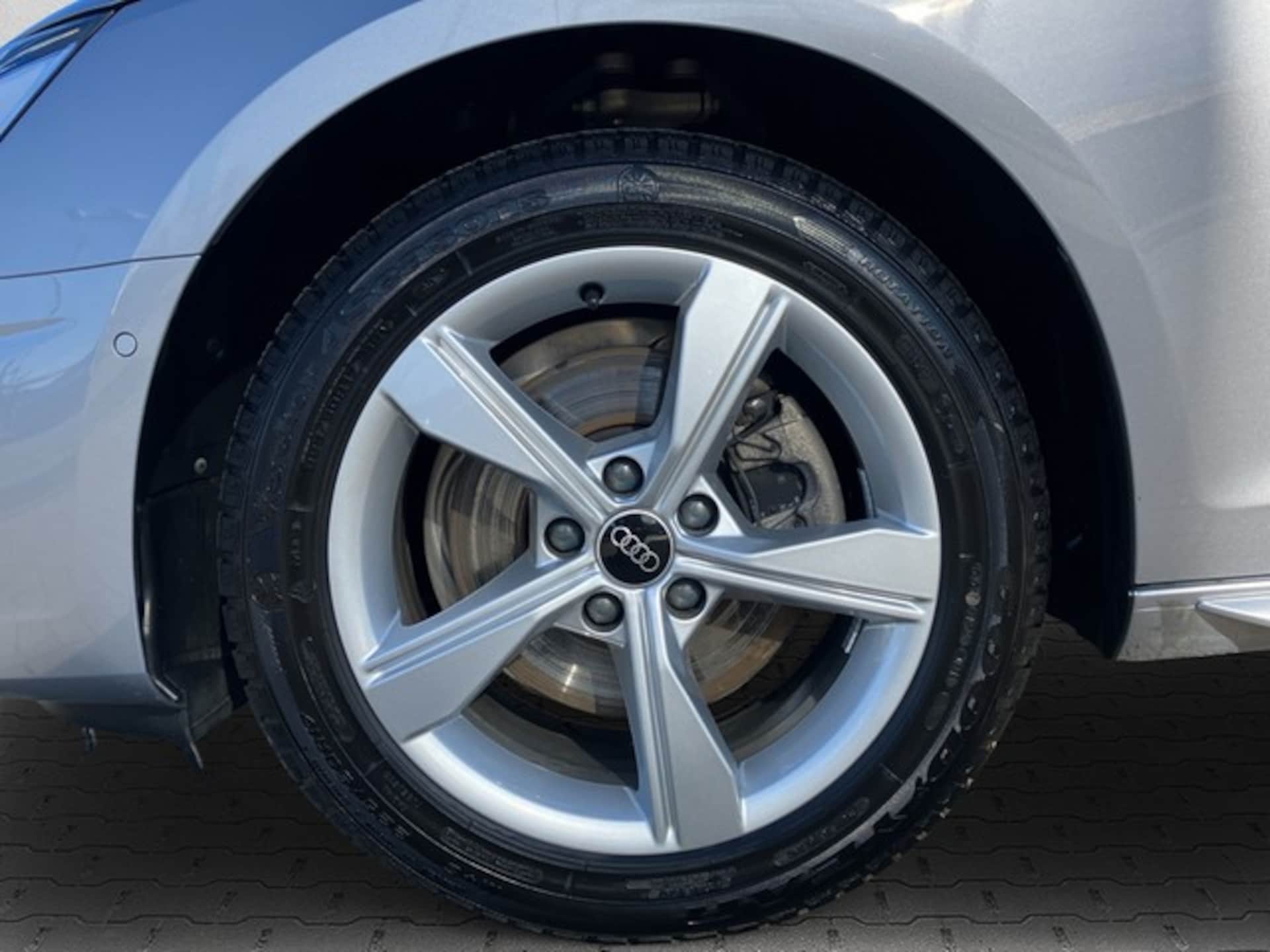 Audi A4 Limousine Advanced