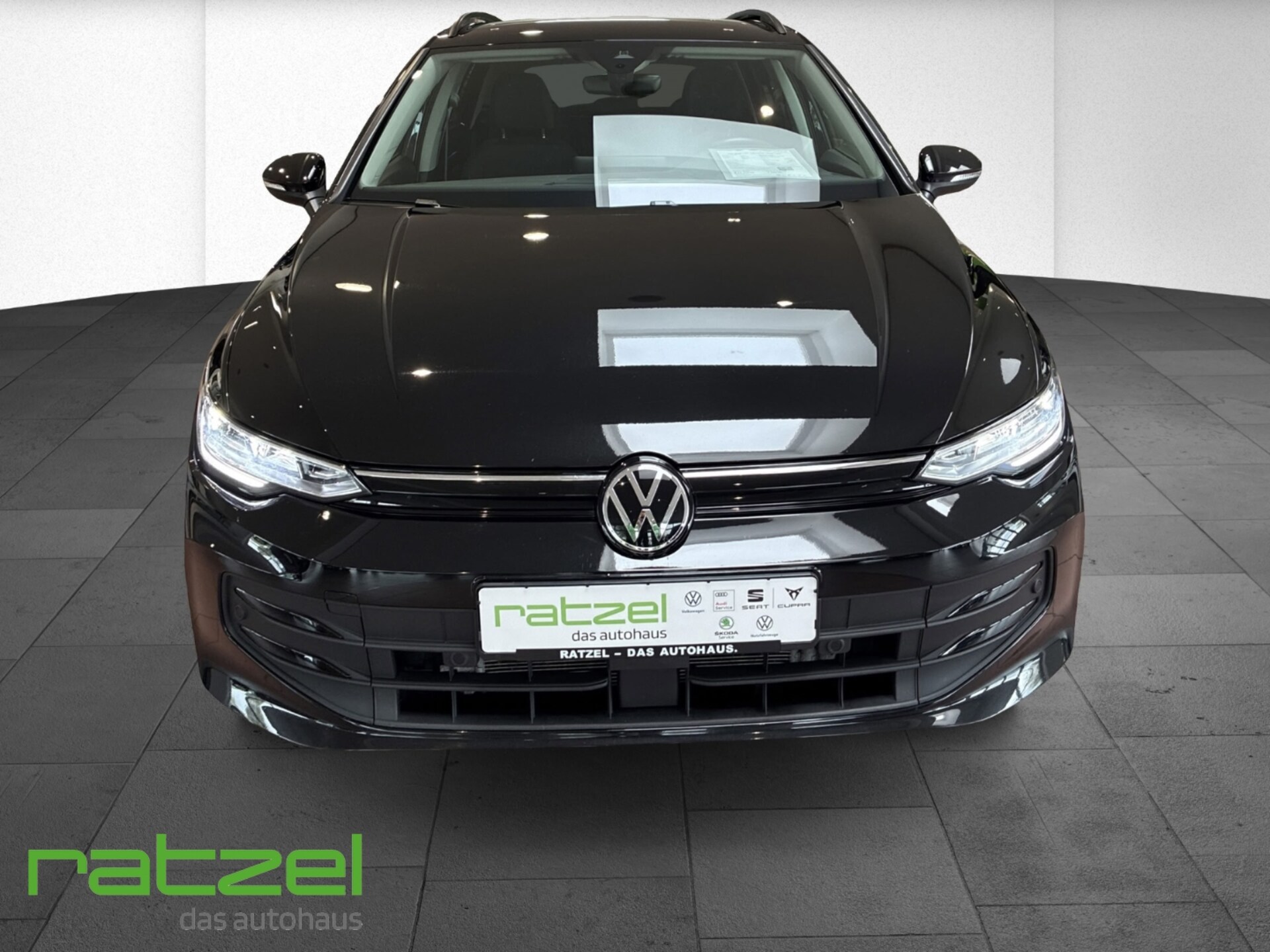 Volkswagen Golf Variant Life
