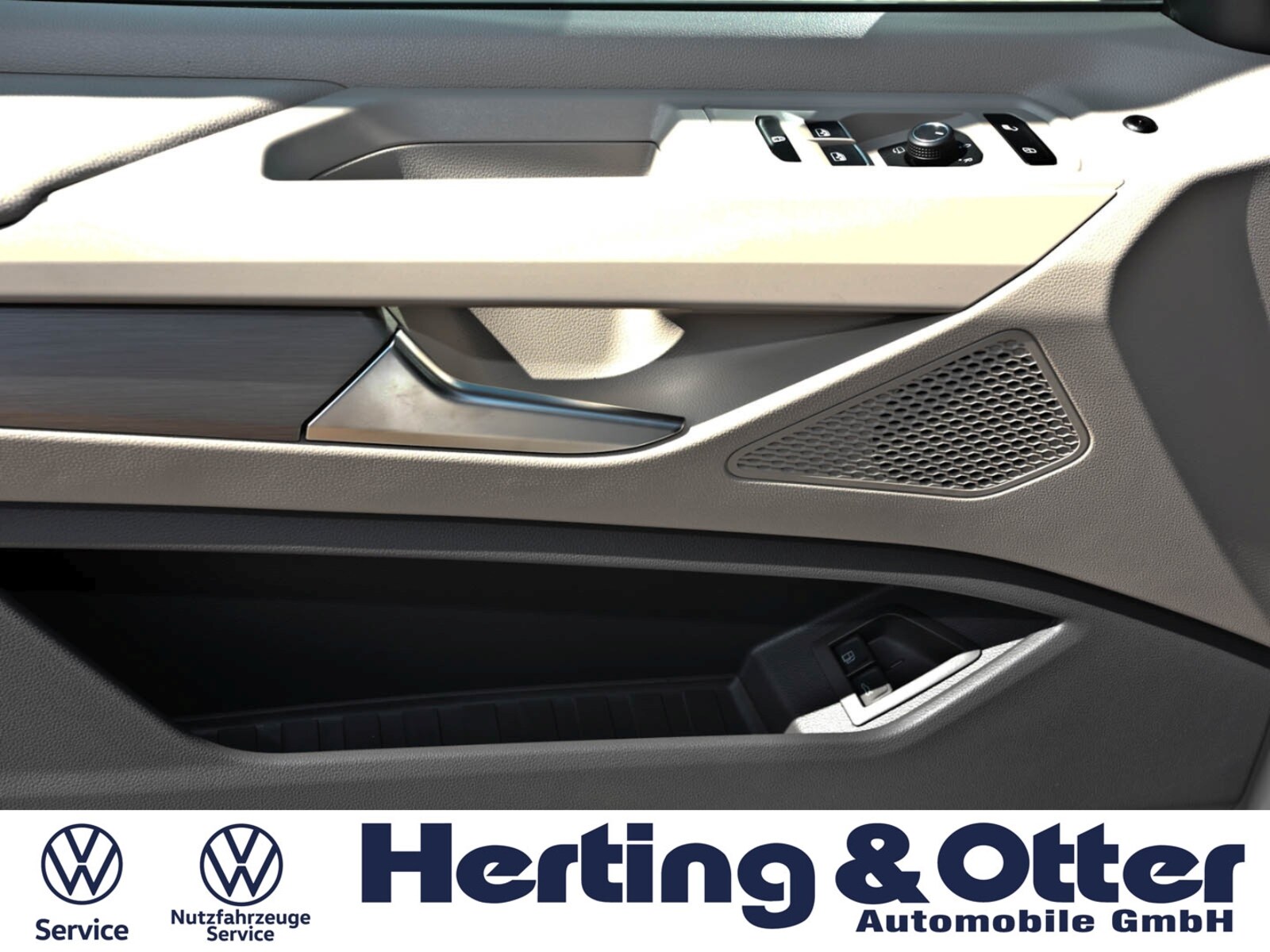 Volkswagen Multivan Langversion – Bild 12