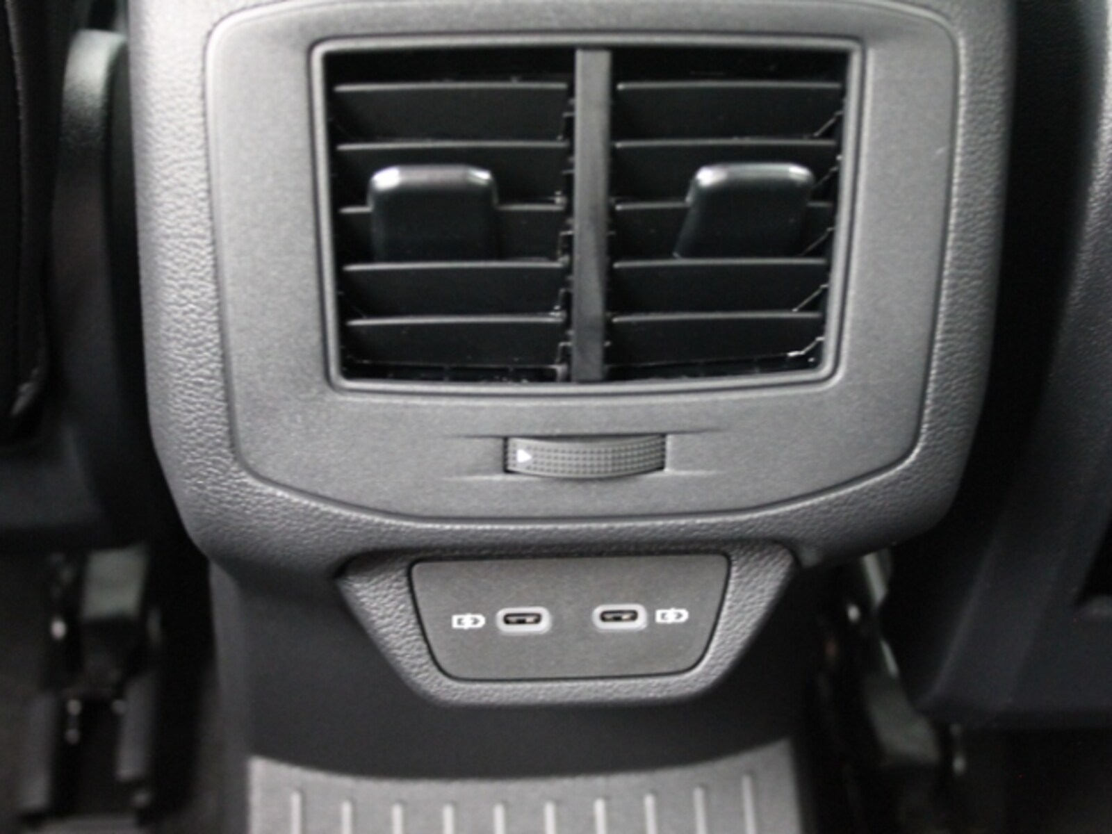 Volkswagen T-Roc – Bild 27