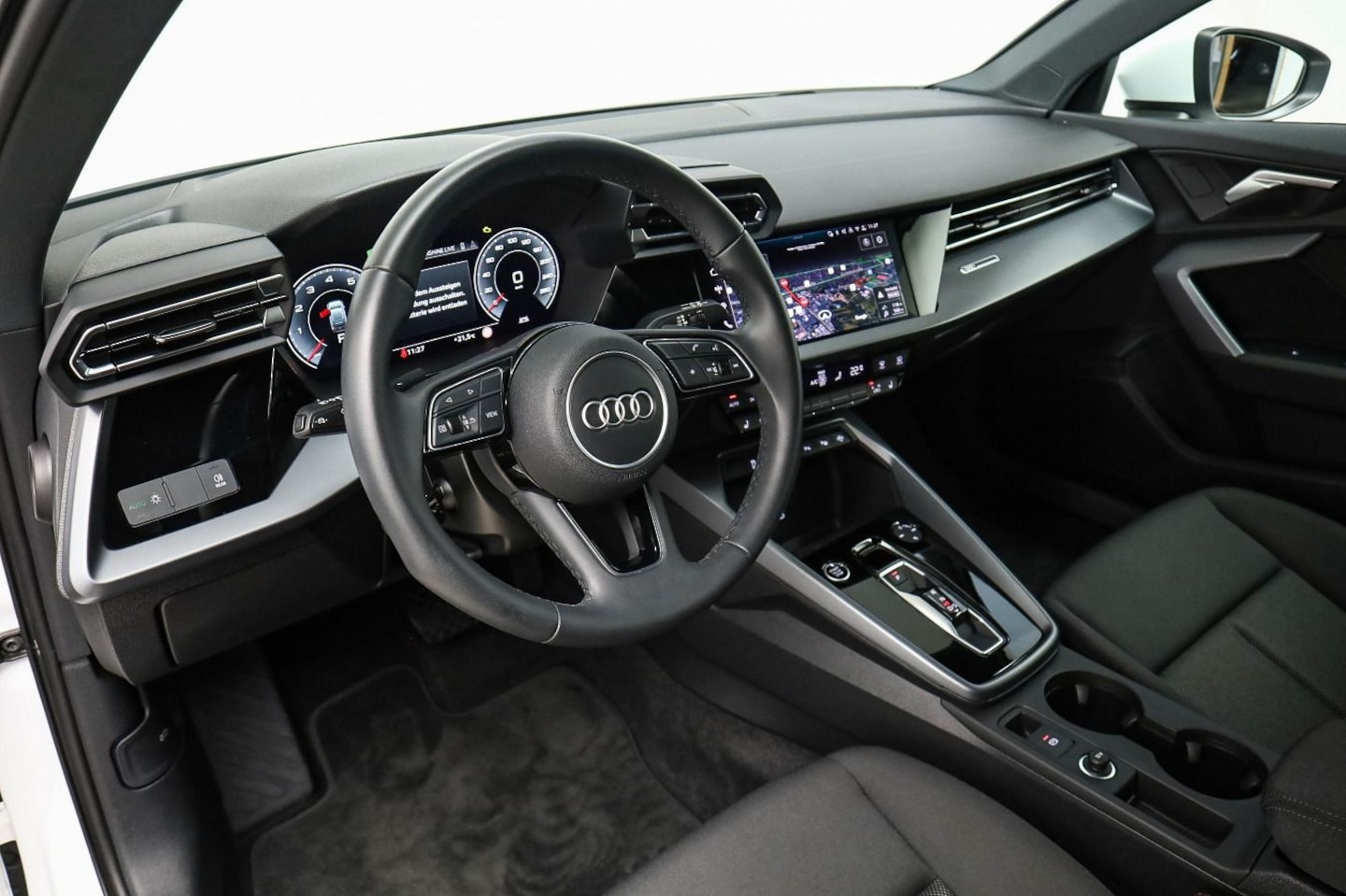Bild über Audi A3 Sportback advanced 30 TFSI S tronic - für weitere Informationen kontaktieren Sie den Audi Partner