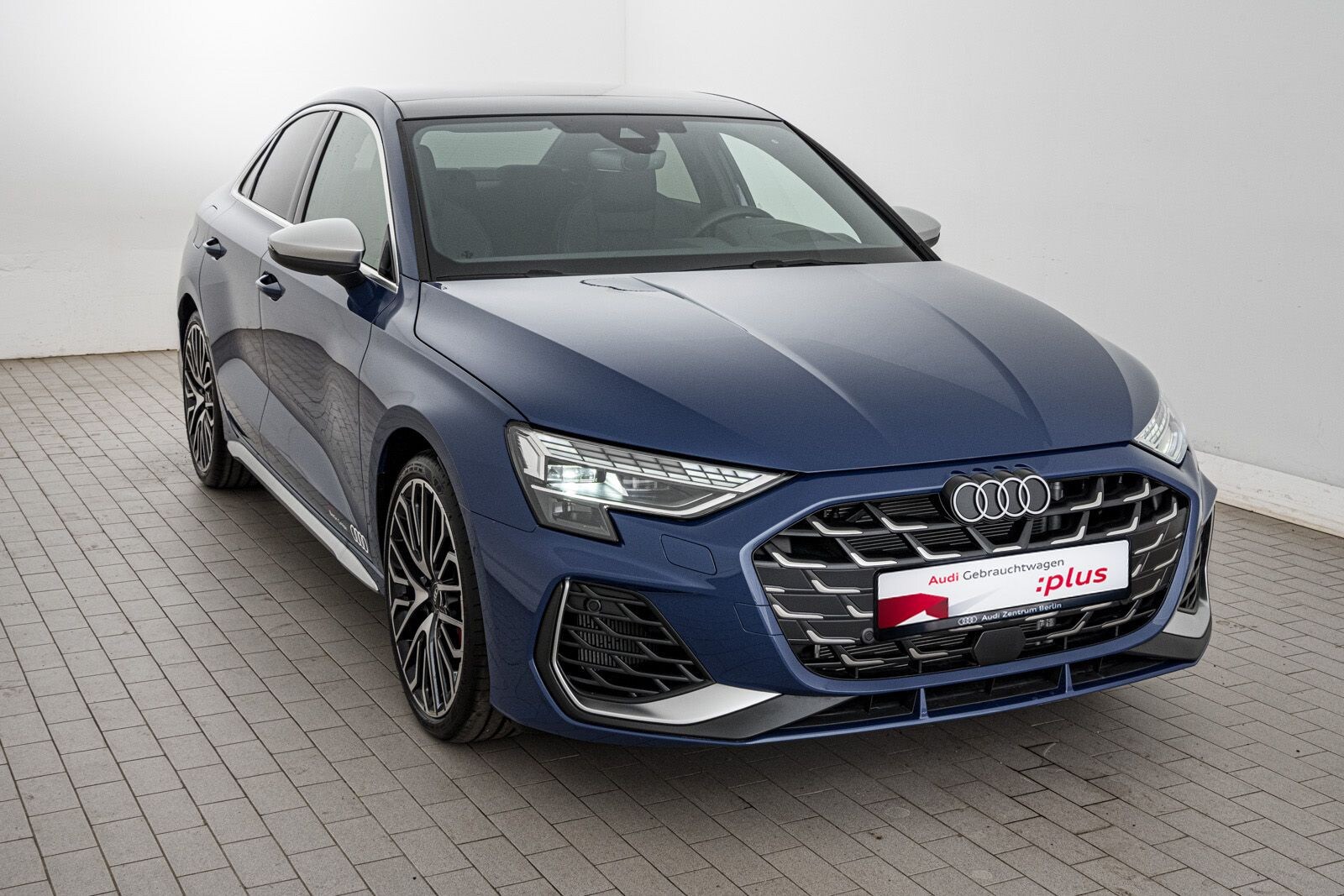 Image about Audi S3 Limousine TFSI quattro S tronic
