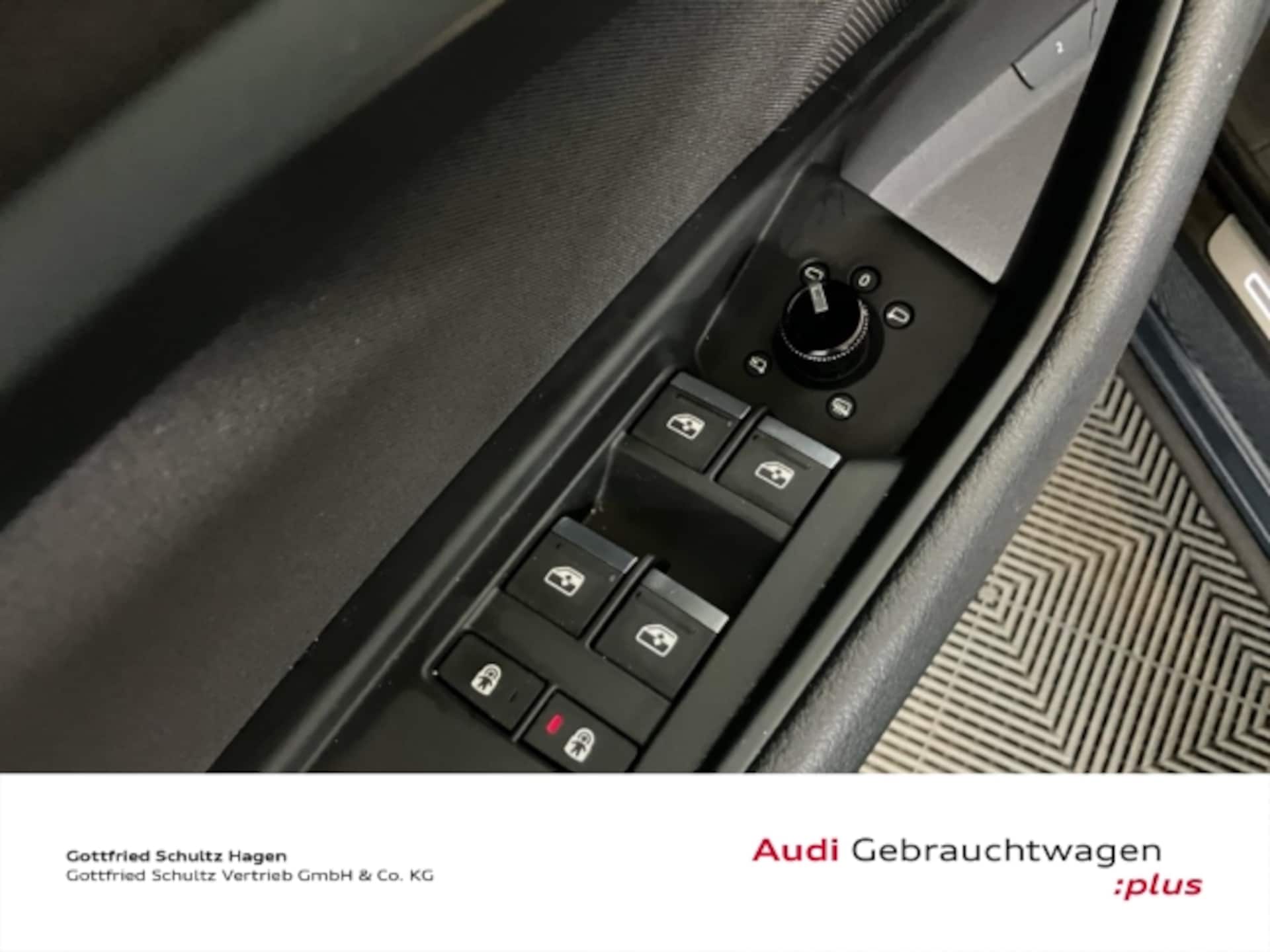 Audi Q8 e-tron S line