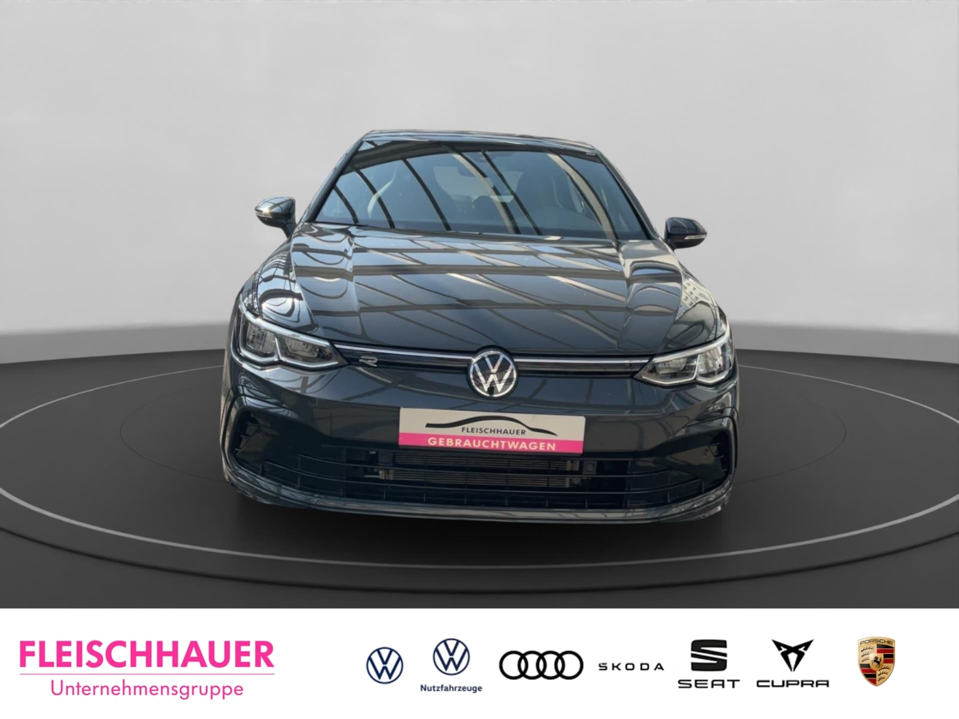 Volkswagen Golf R-Line