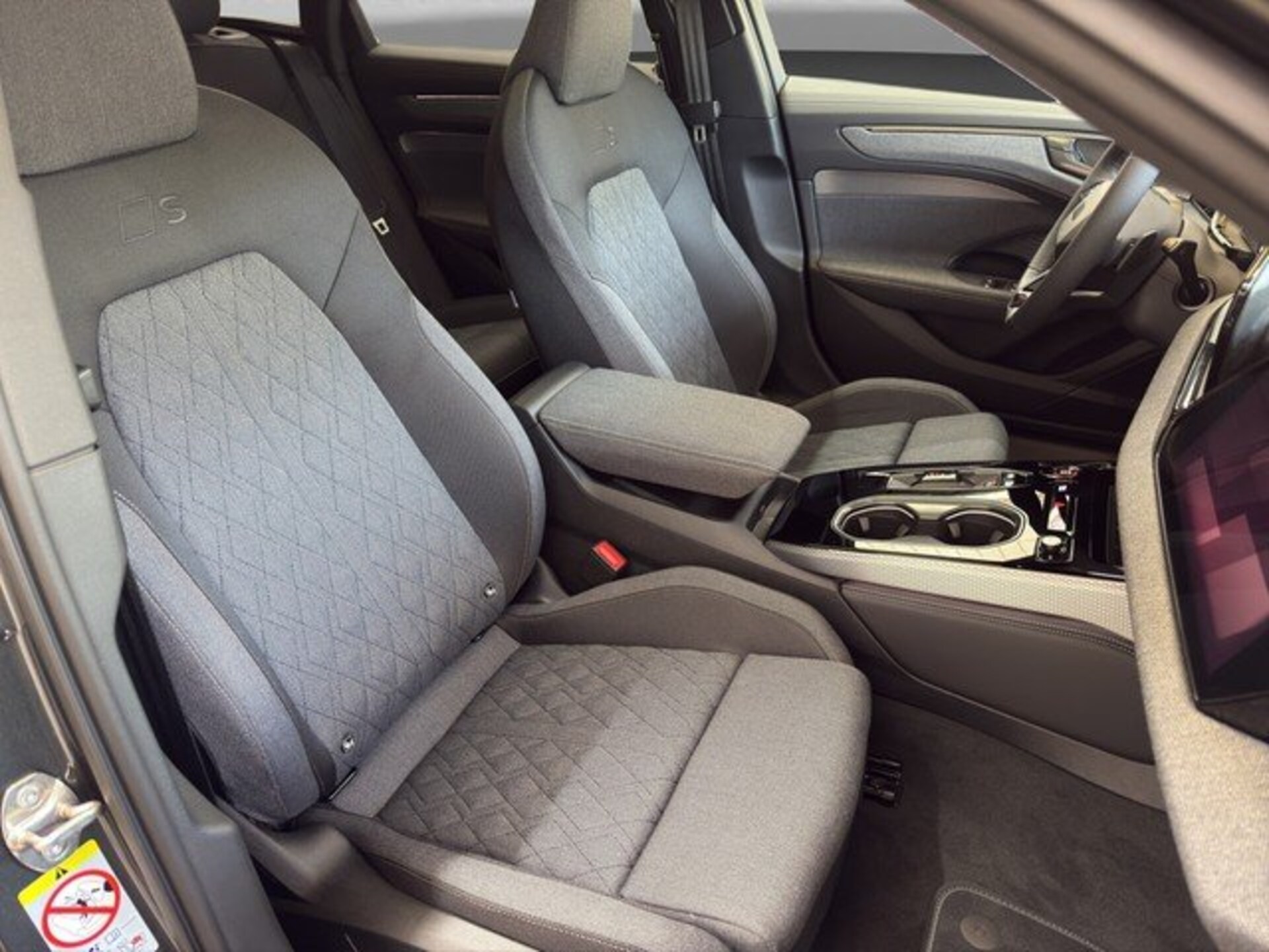 Audi A6 Avant edition one