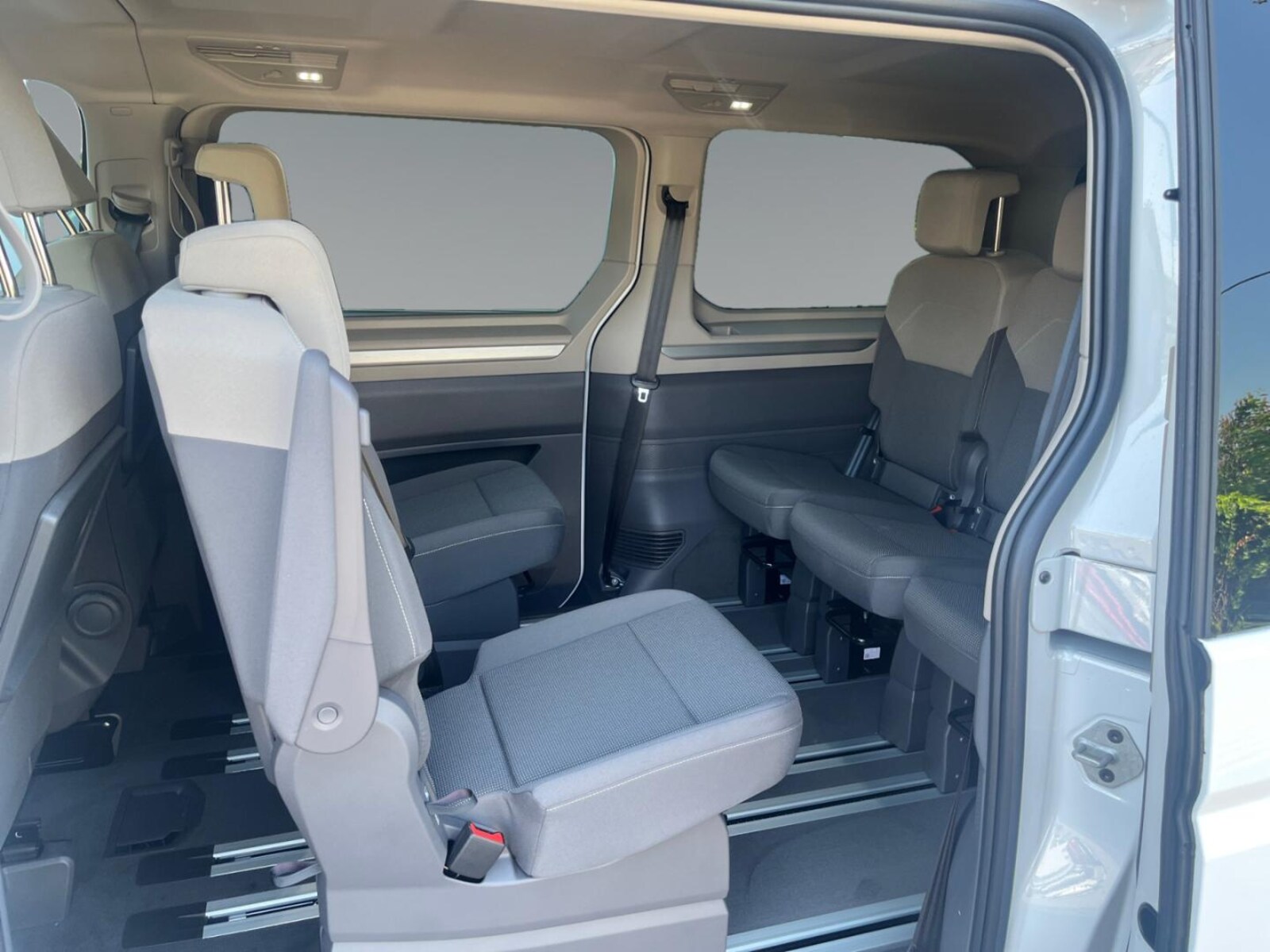 Volkswagen Multivan Langversion – Bild 9