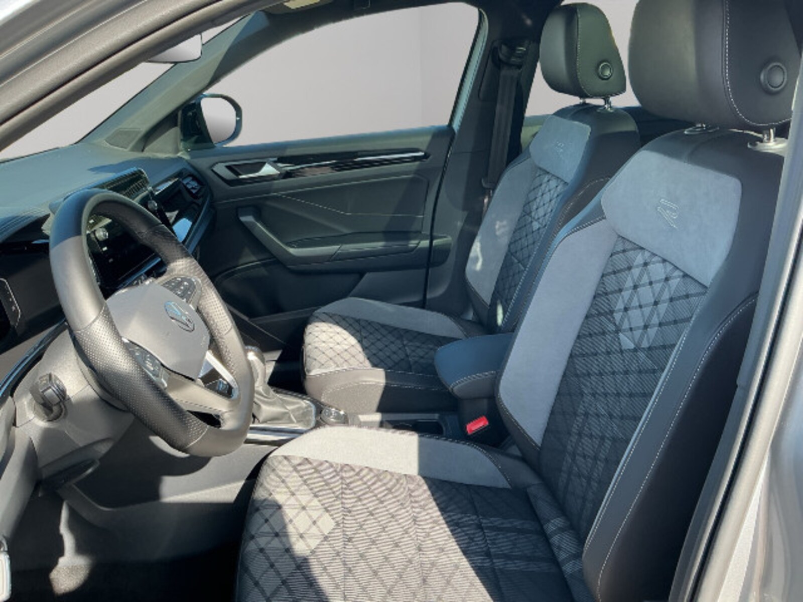 Volkswagen T-Roc – Bild 11