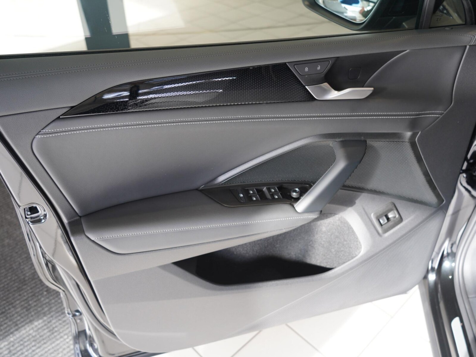 Volkswagen Tiguan – Bild 6