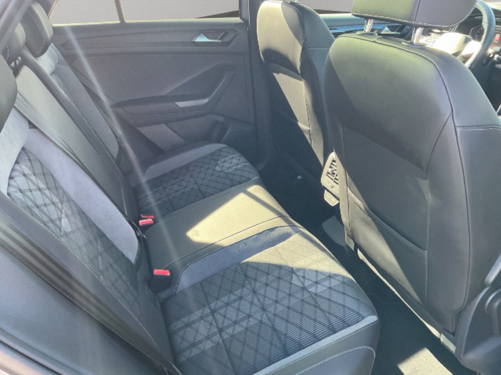 Volkswagen T-Roc – Bild 19