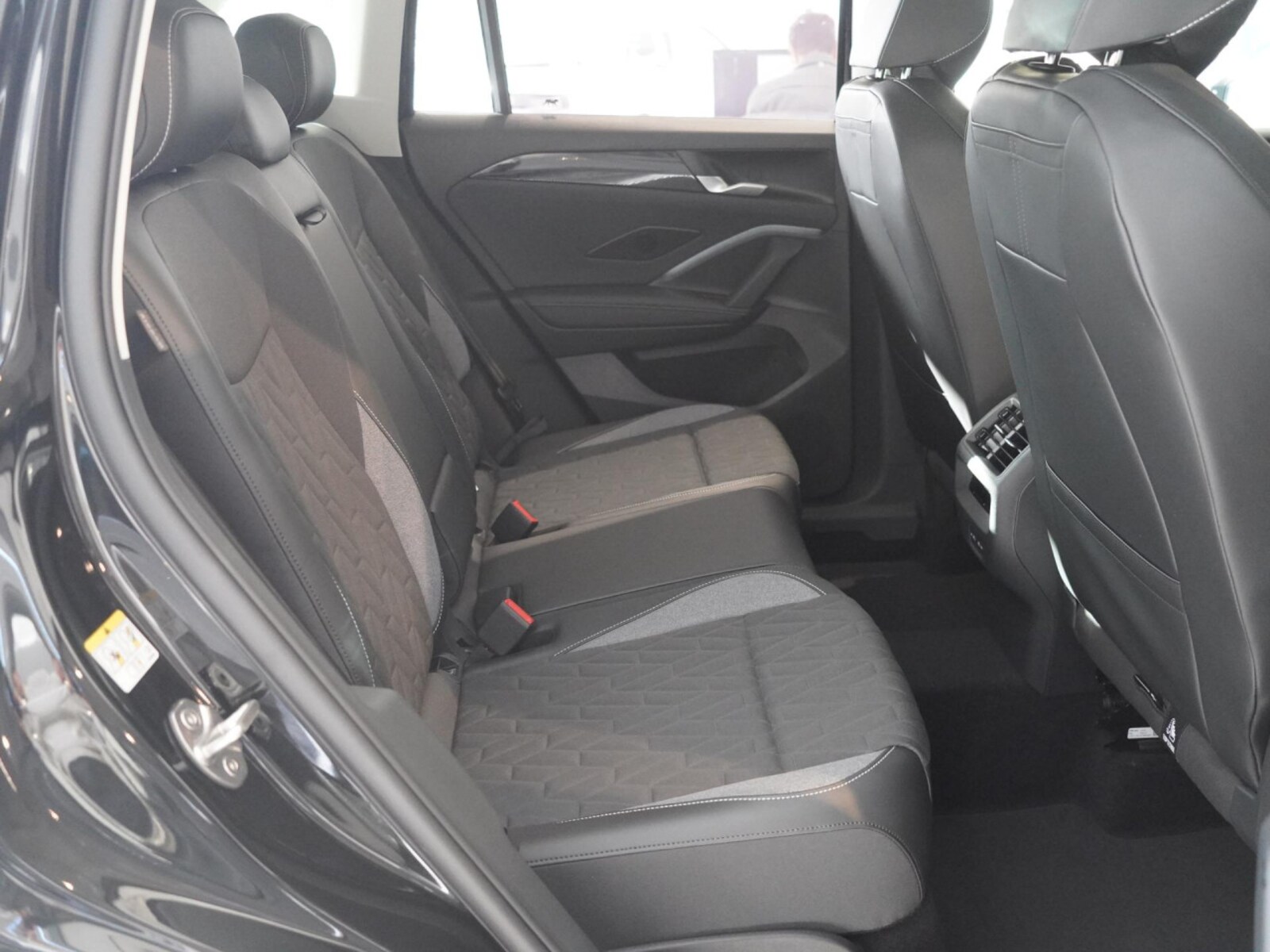 Volkswagen Tiguan – Bild 10