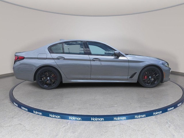 2023 BMW 530
