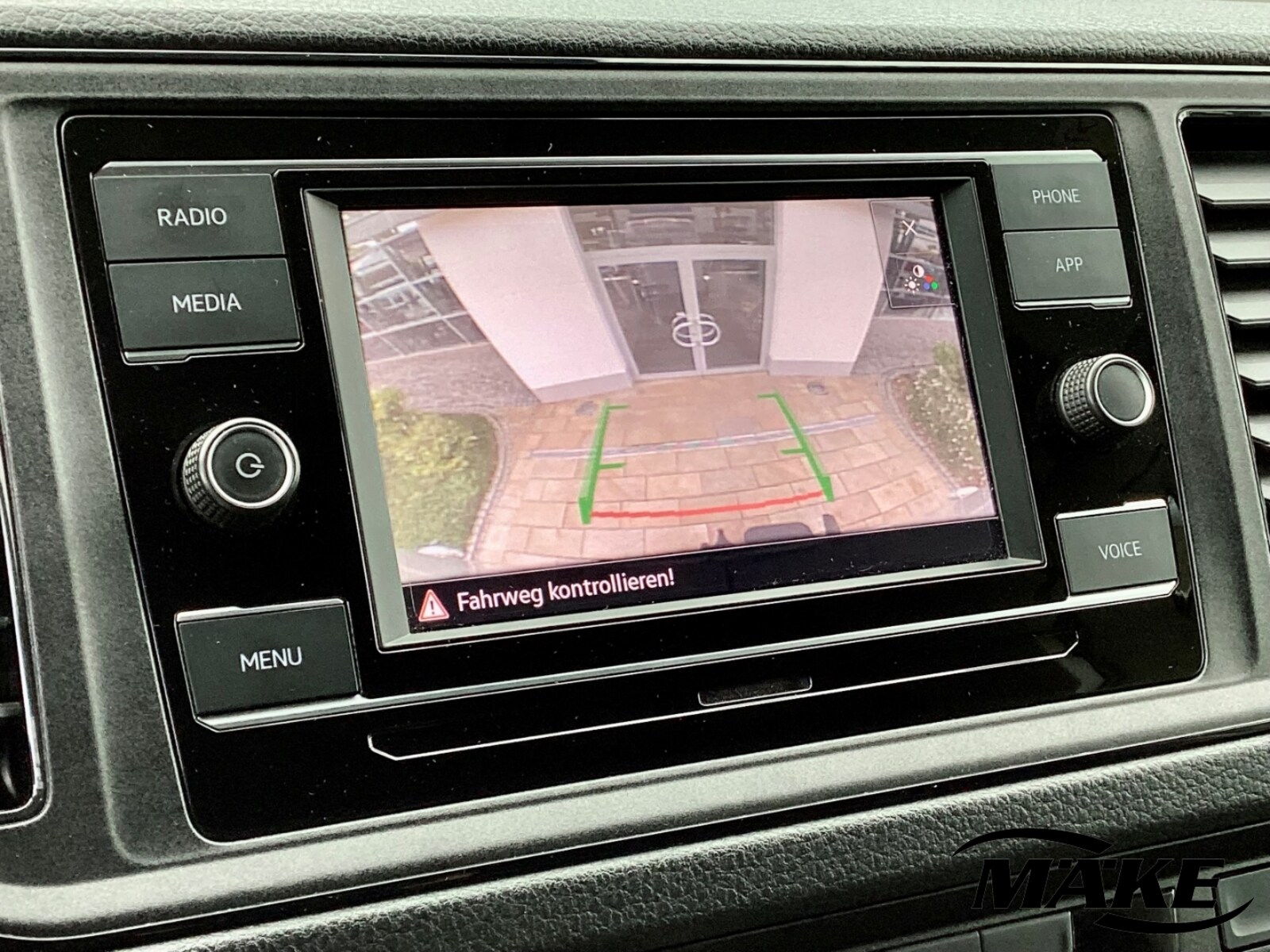 Volkswagen Crafter Kasten mittlerer Radstand – Bild 14