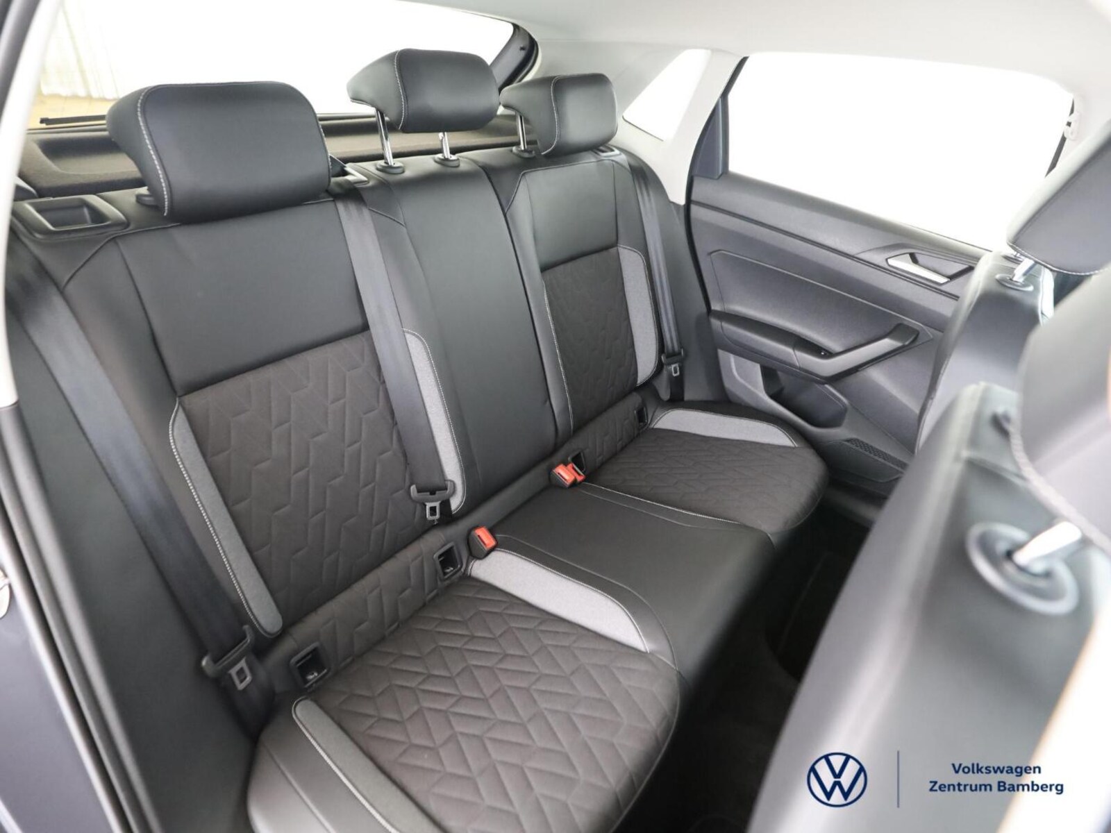 Volkswagen Polo – Bild 9