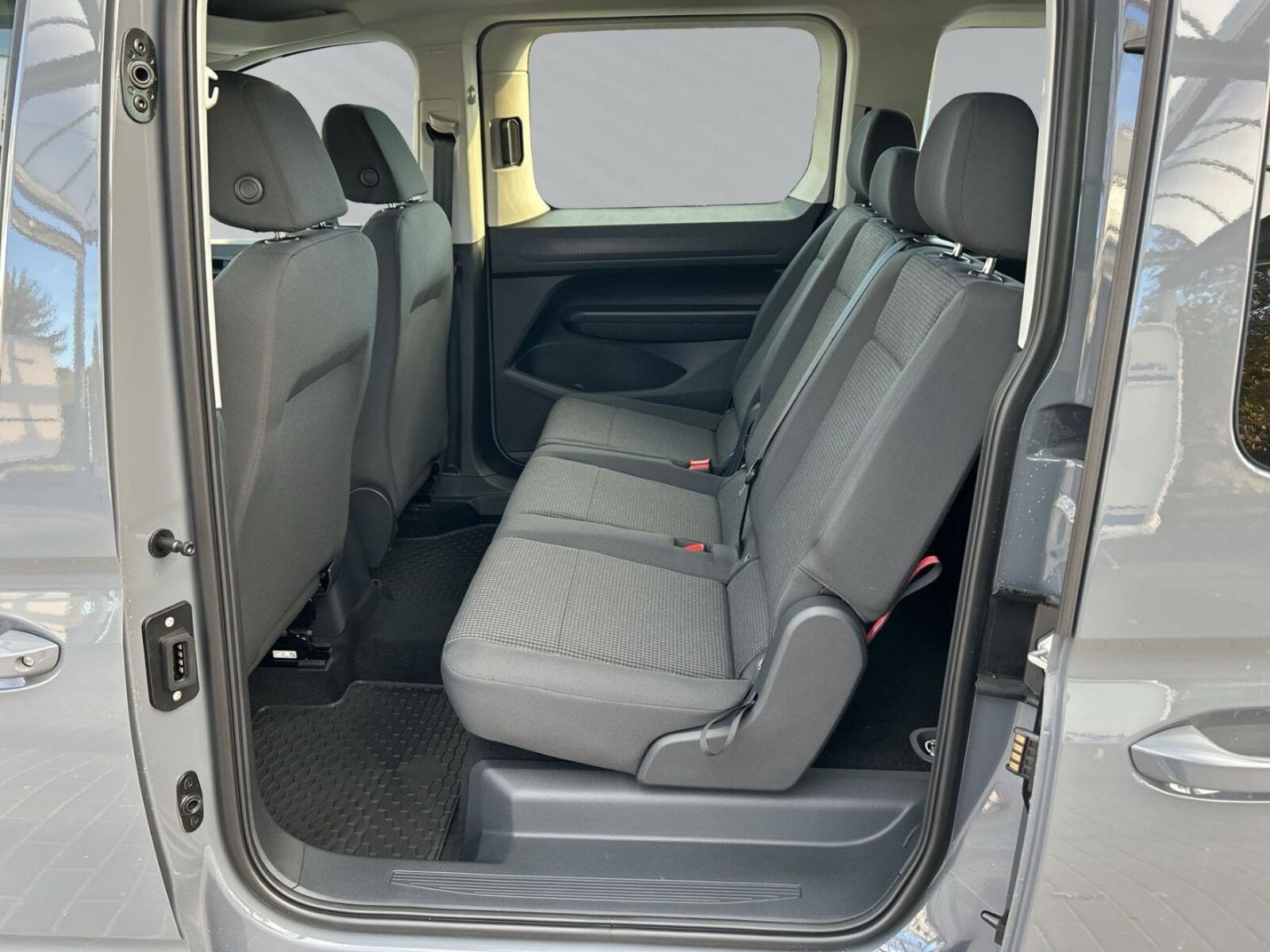 Volkswagen Caddy Maxi – Bild 9