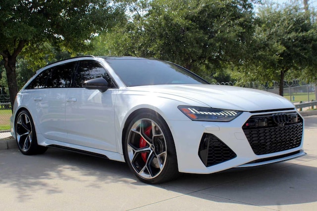 2025 Audi RS6 Avant performance