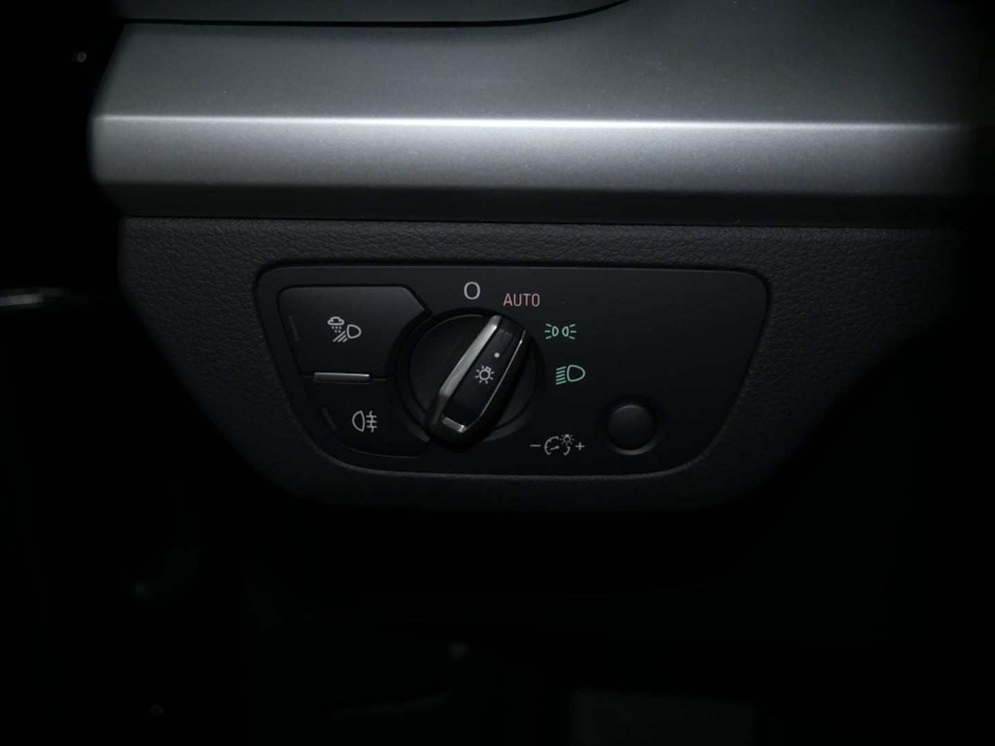 Bild über Audi Q5 40 TDI quattro S tronic - für weitere Informationen kontaktieren Sie den Audi Partner