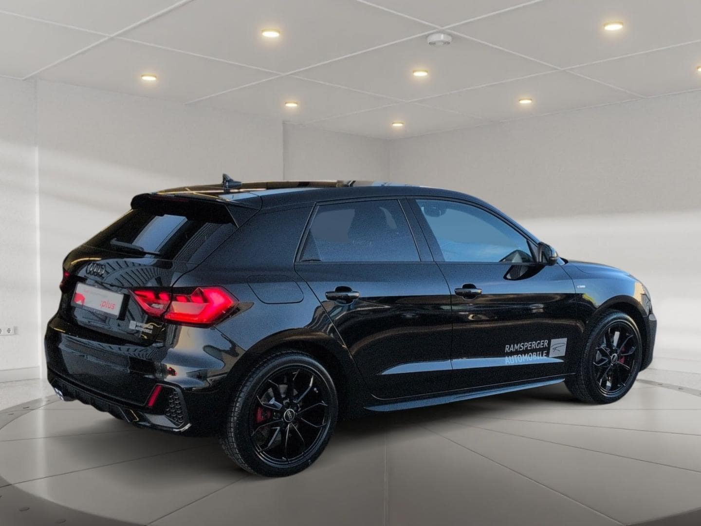Bild über Audi A1 Sportback S line 40 TFSI S tronic - für weitere Informationen kontaktieren Sie den Audi Partner