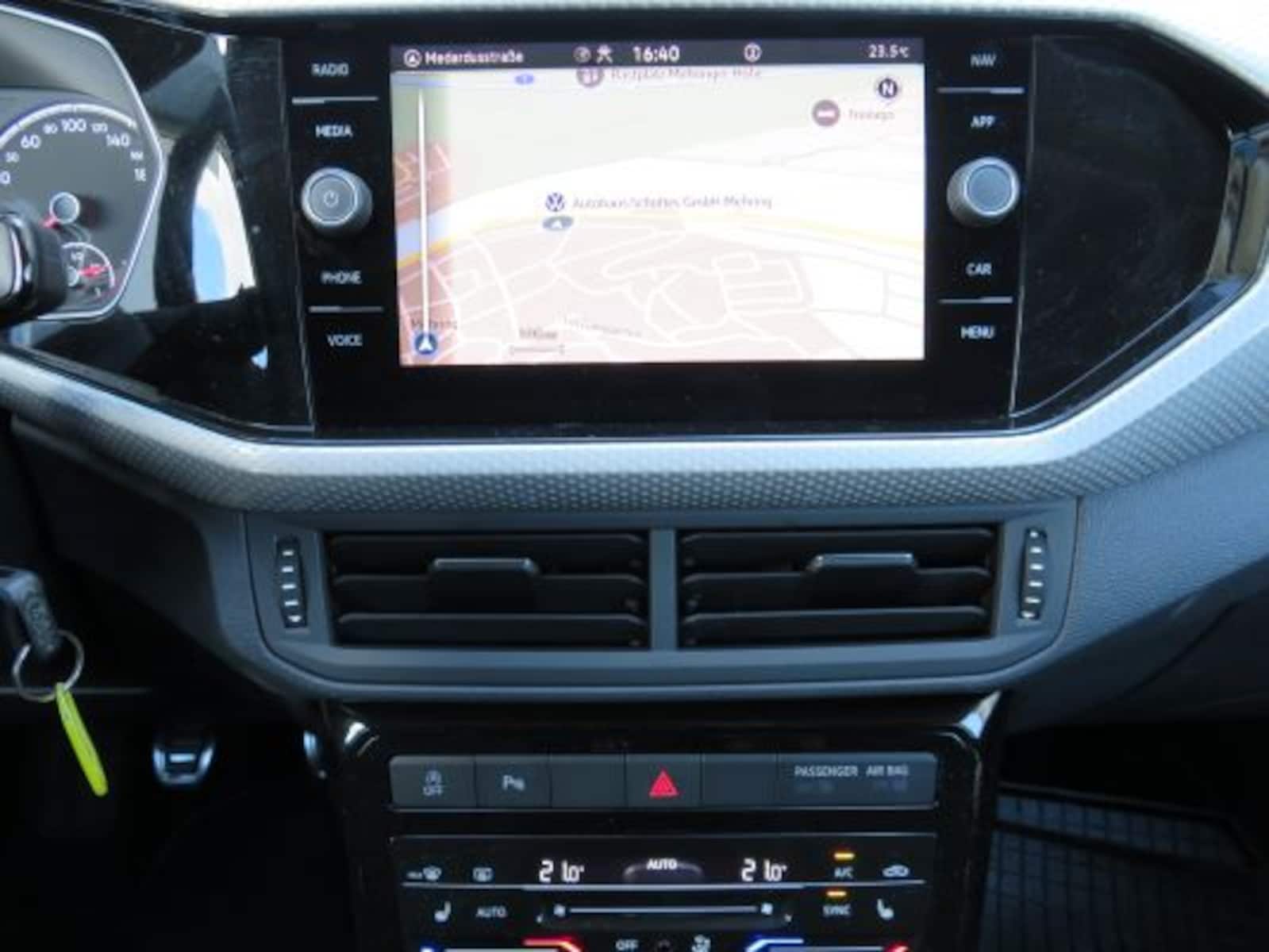 Volkswagen T-Cross – Bild 8