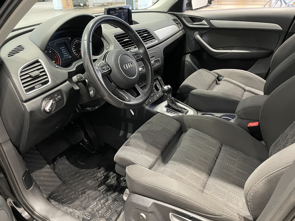 Image about Audi Q3 Q3 2.0 TDI quattro Proline Sport 150 hk S tronic