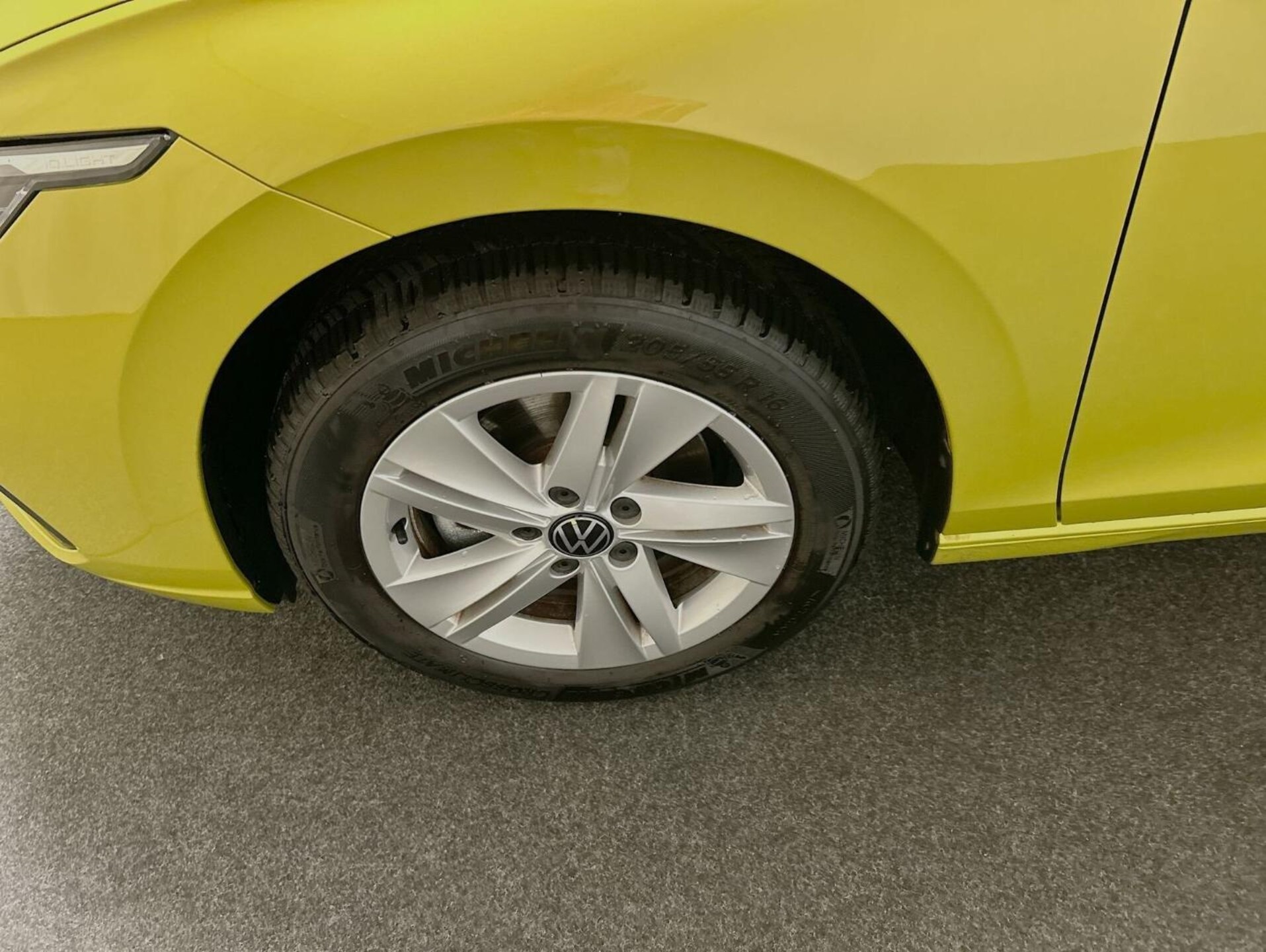 Volkswagen Golf Life