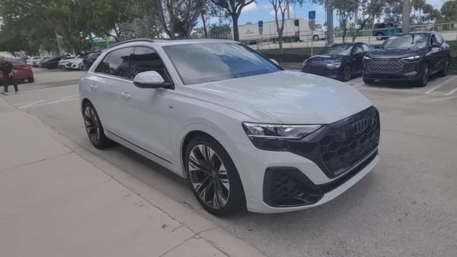2026 Audi Q8