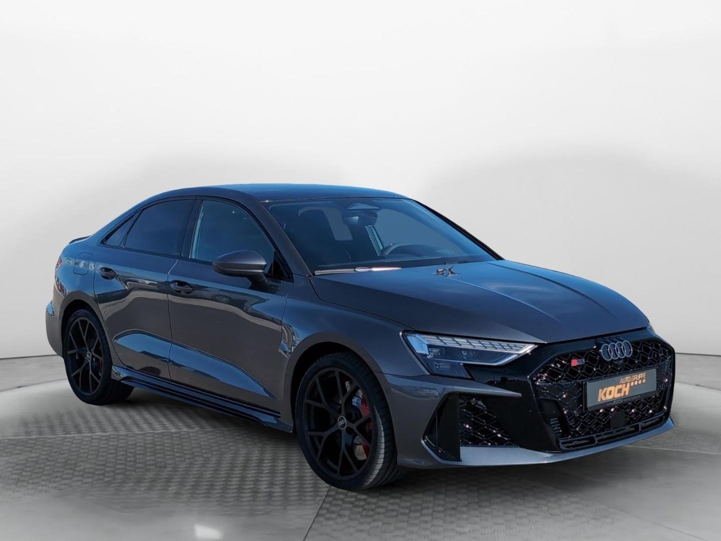 Bild über Audi RS 3 Limousine TFSI quattro 294 kW S tronic - für weitere Informationen kontaktieren Sie den Audi Partner