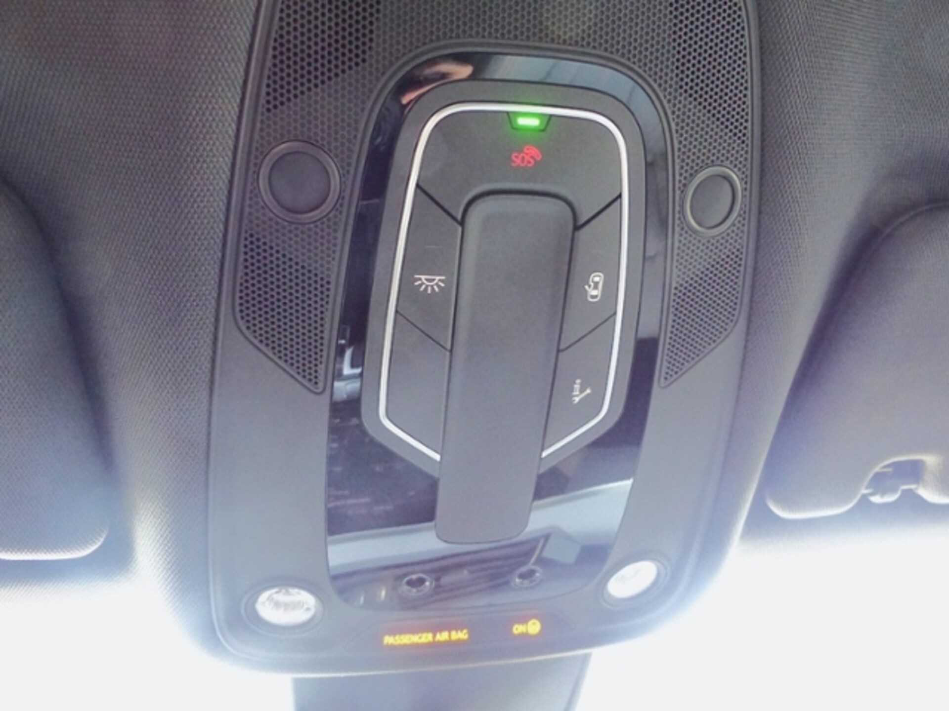 Audi e-tron S line