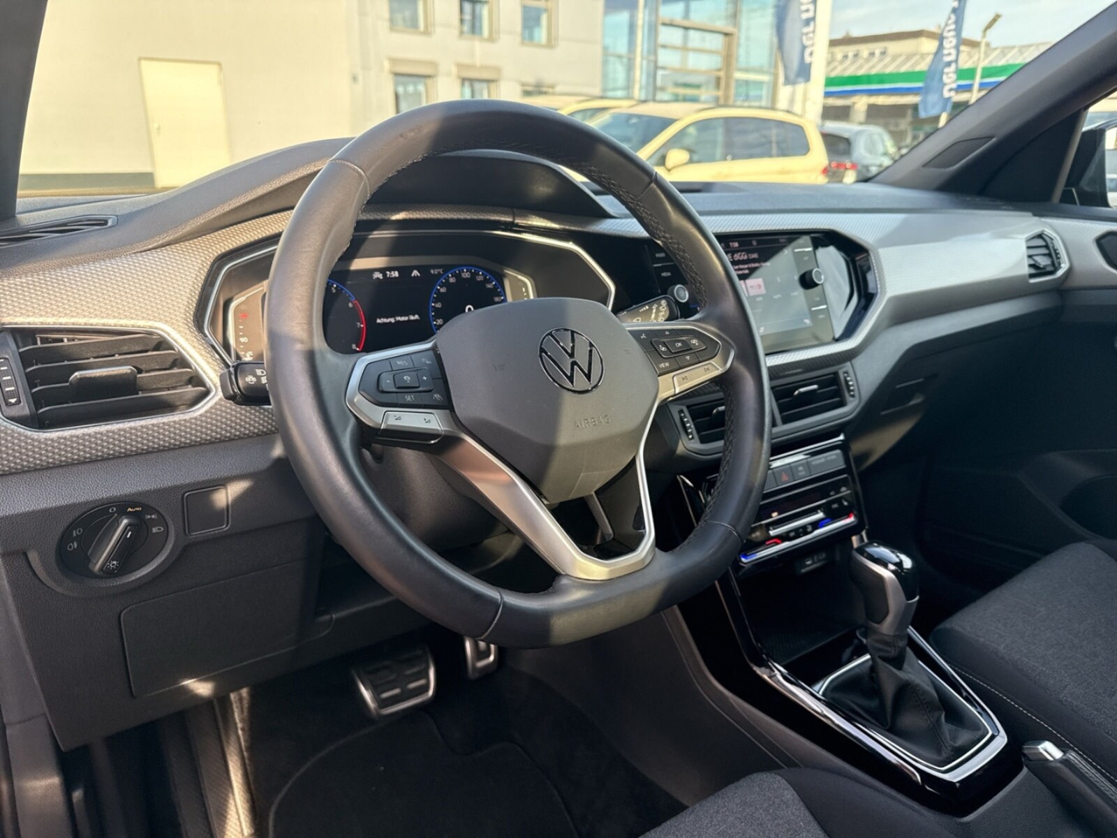 Volkswagen T-Cross – Bild 10