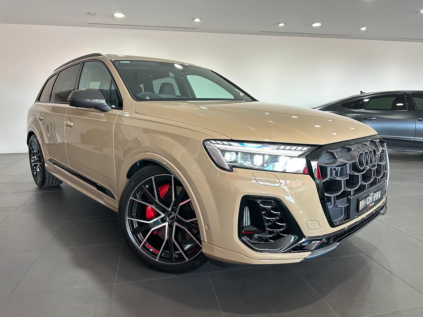 Image about Audi SQ7 SQ7 SUV TFSI 373 kW tiptronic
