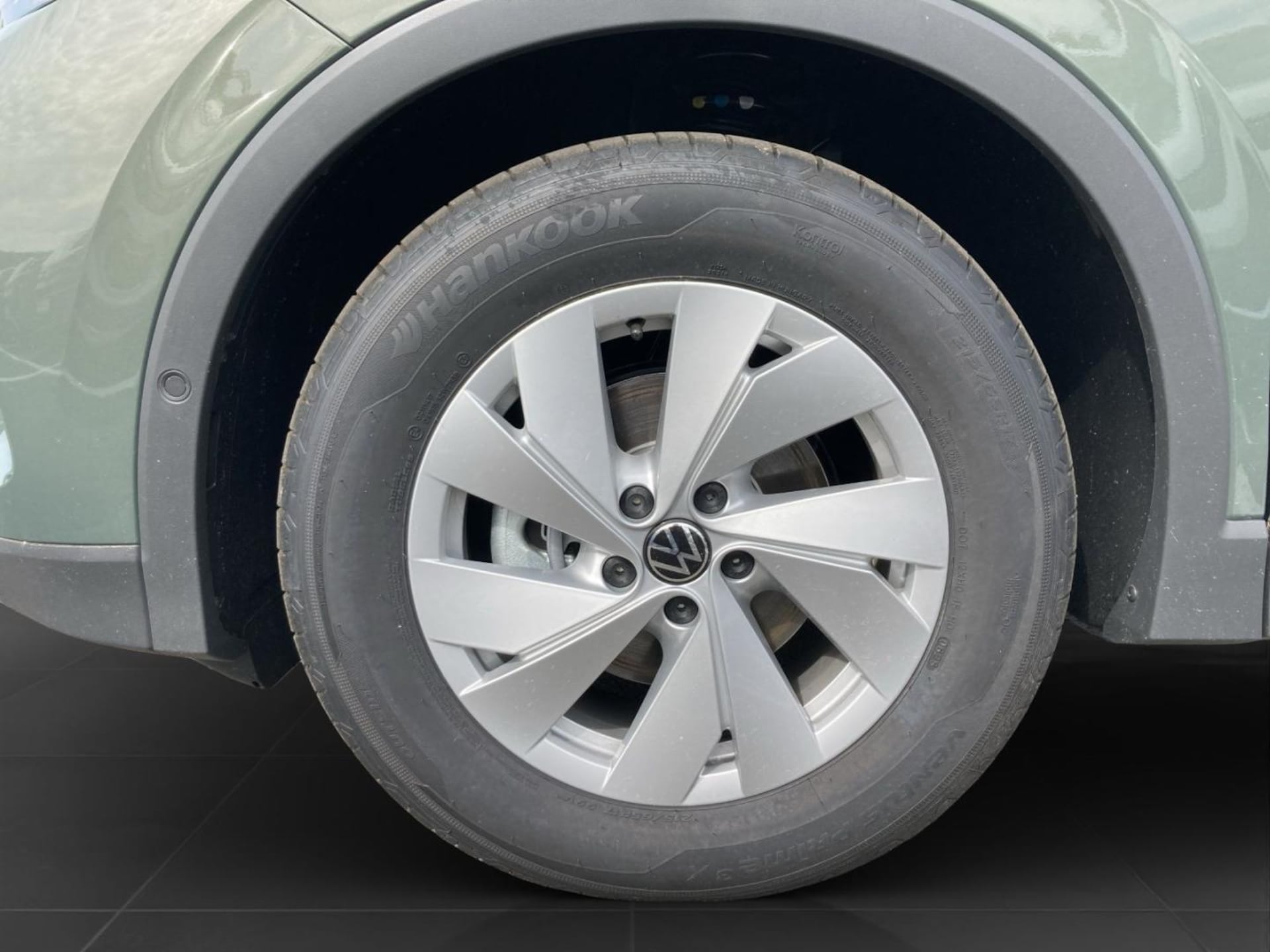 Volkswagen Tiguan Basis-Modell