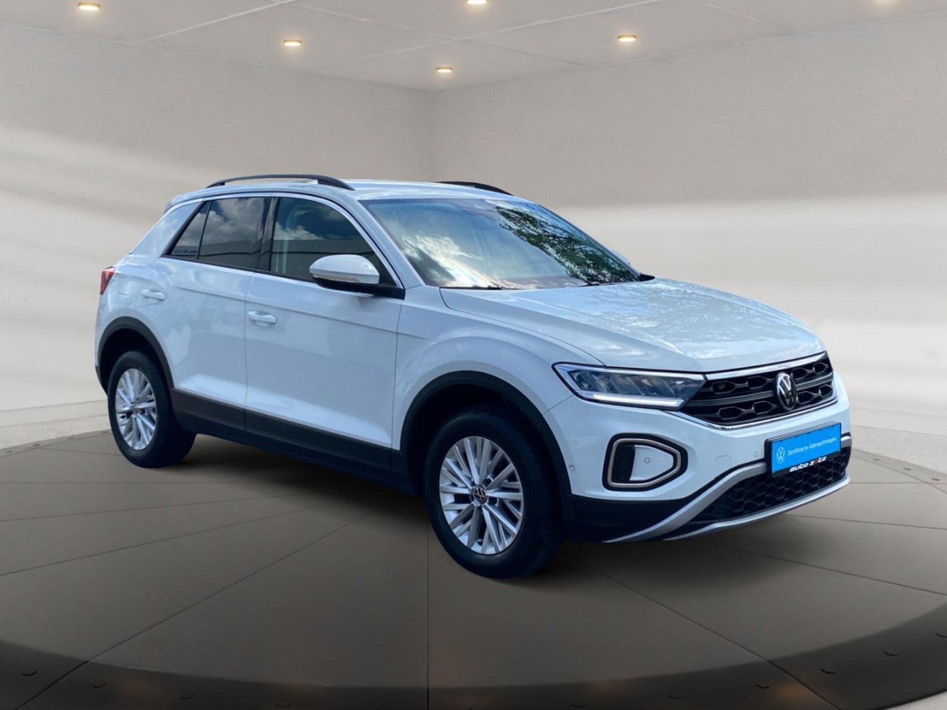 Volkswagen T-Roc Life