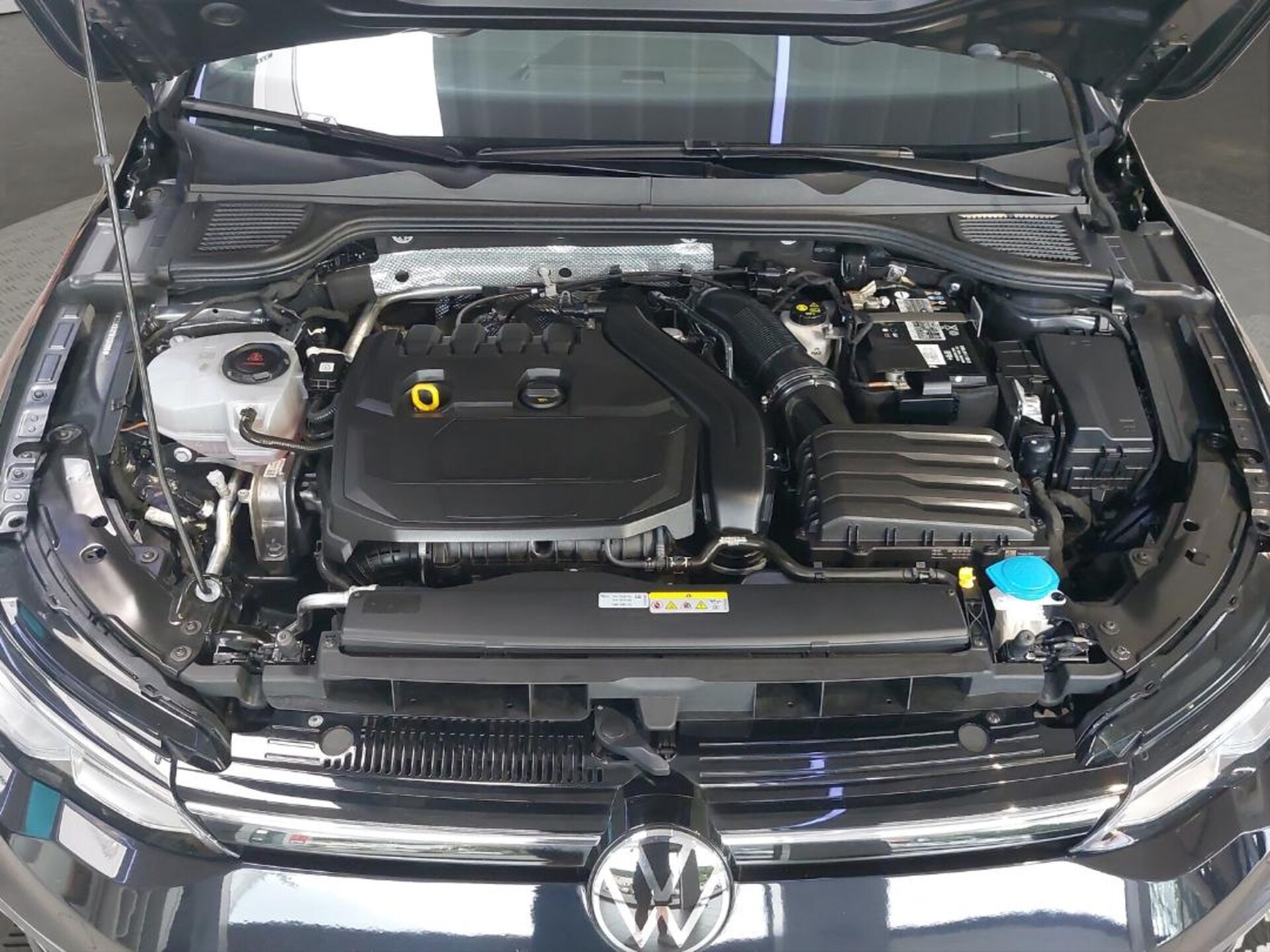 Volkswagen Golf Life