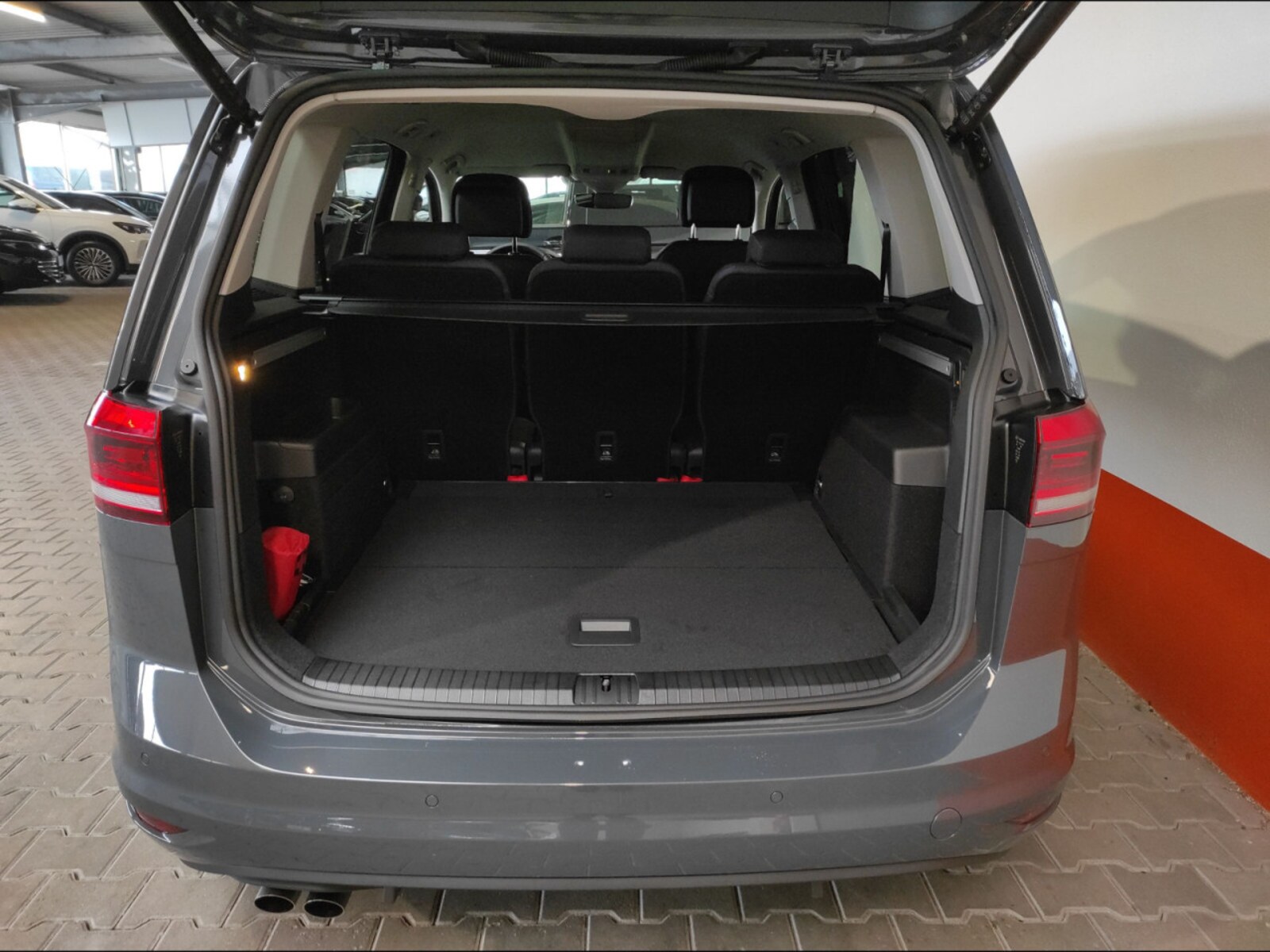 Volkswagen Touran – Bild 9