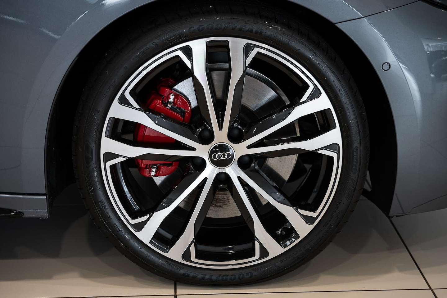 Image about Audi A5 Avant TFSI e e-hybrid quattro 270 kW S tronic