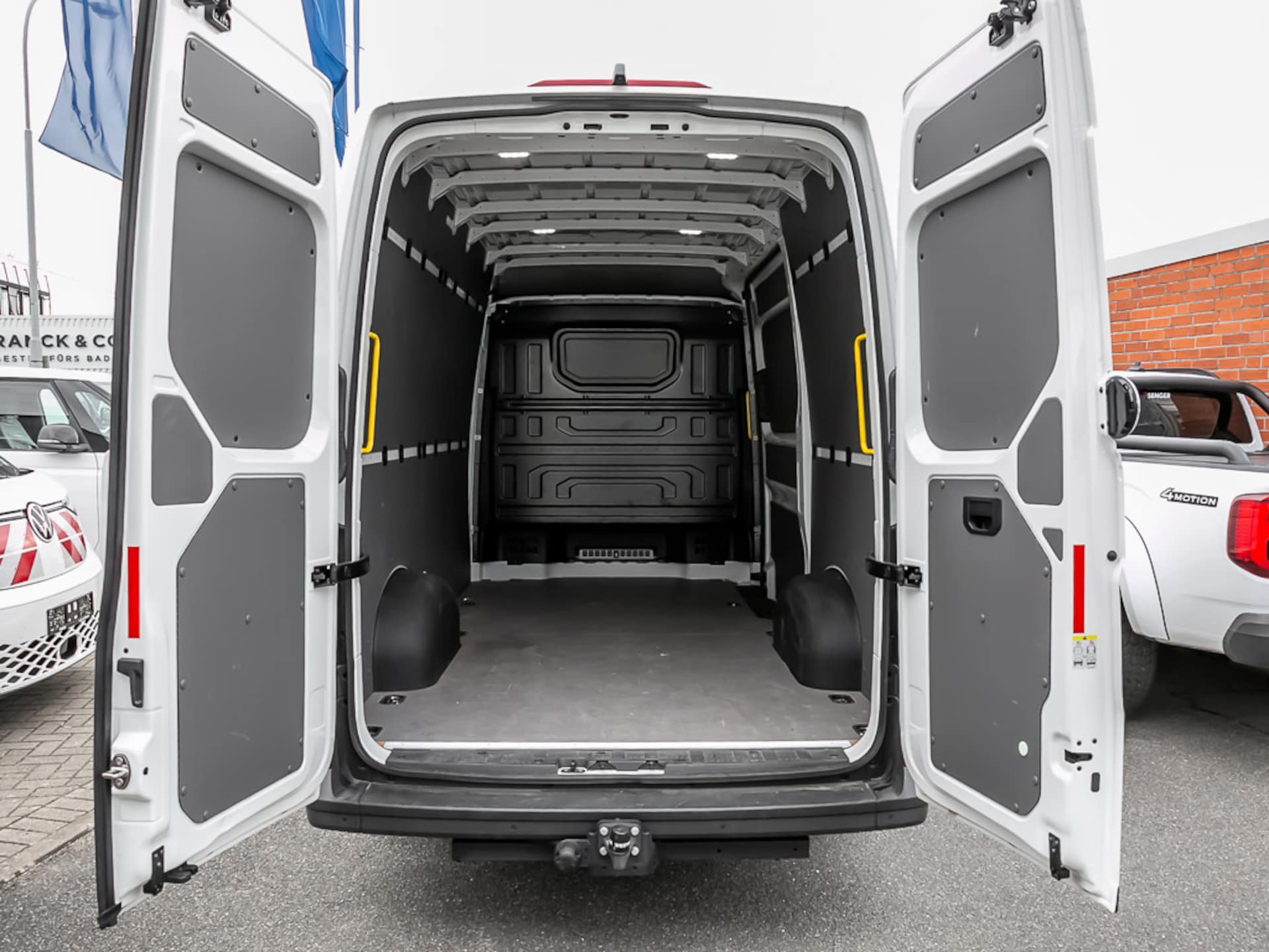 Volkswagen Crafter Kasten mittlerer Radstand