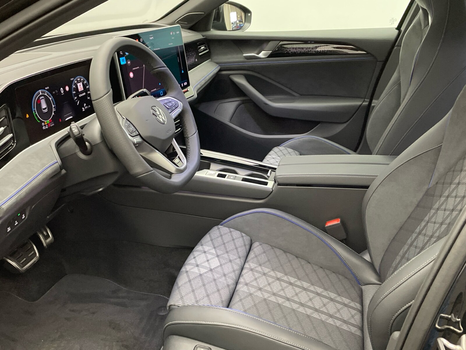 Volkswagen Passat – Bild 9